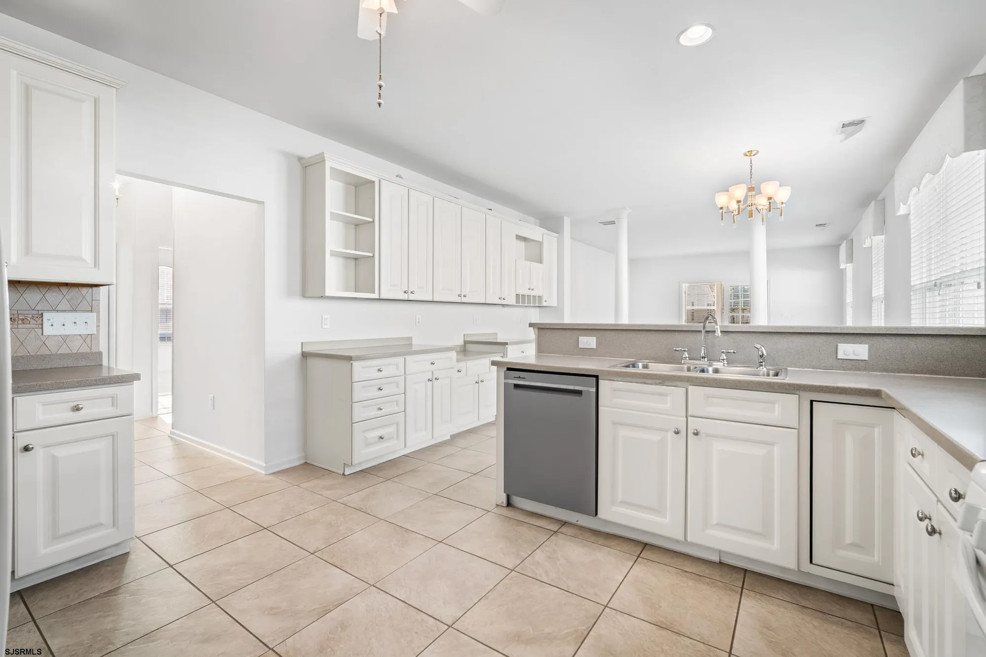 Property Slideshow image 7 of 26 | 9 wicklow ter, Galloway, NJ, 08205