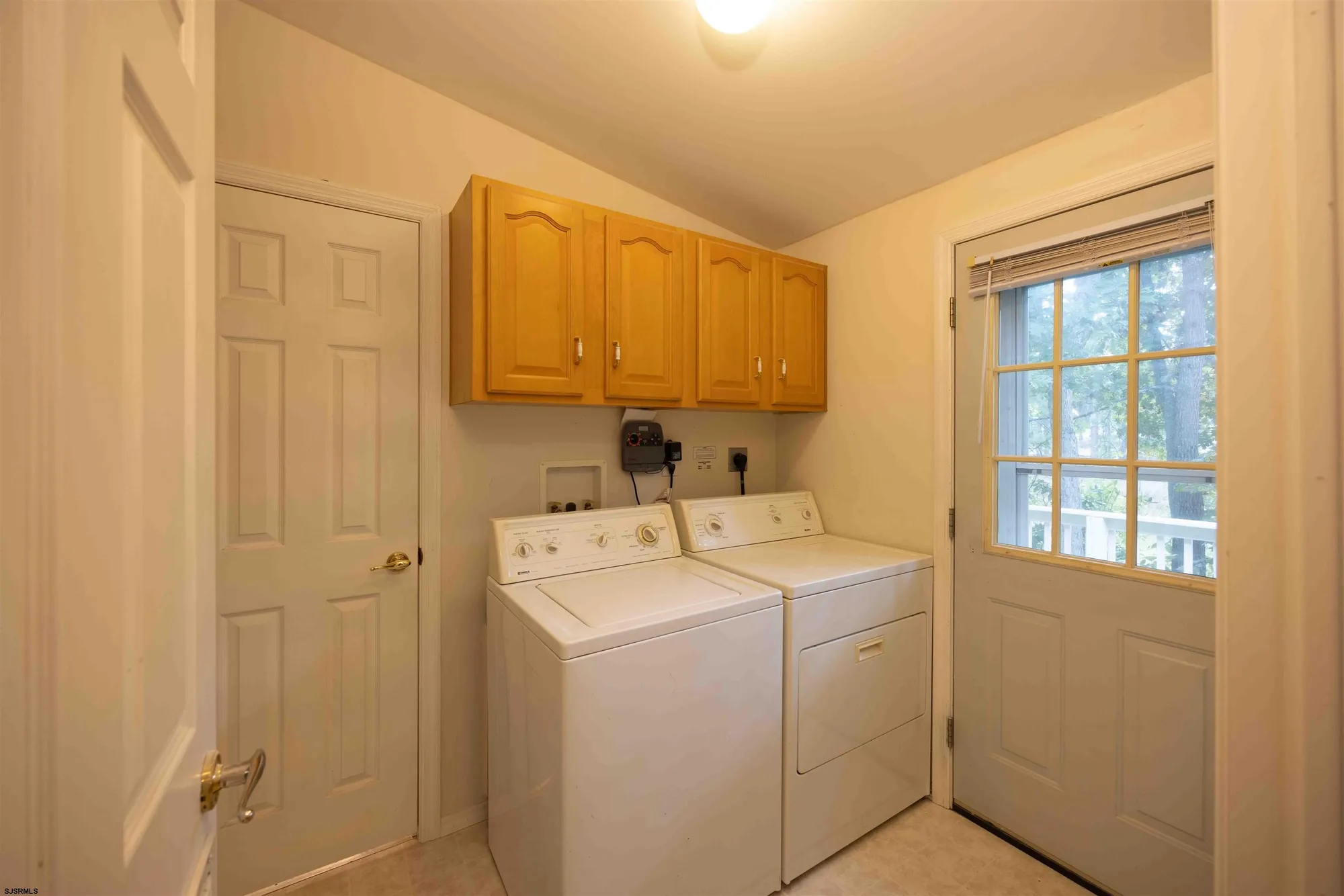 Property Slideshow image 20 of 31 | 7 laurel ct, Mays Landing, NJ, 08330
