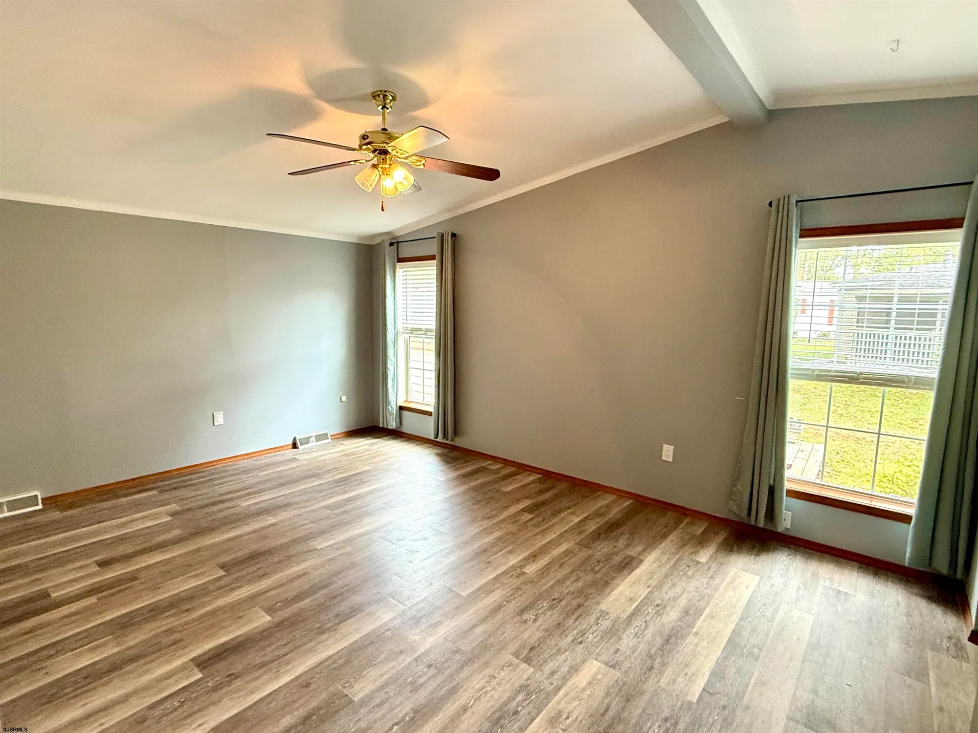 Property Slideshow image 16 of 29 | 7 cottonwood ct, Mays Landing, NJ, 08330