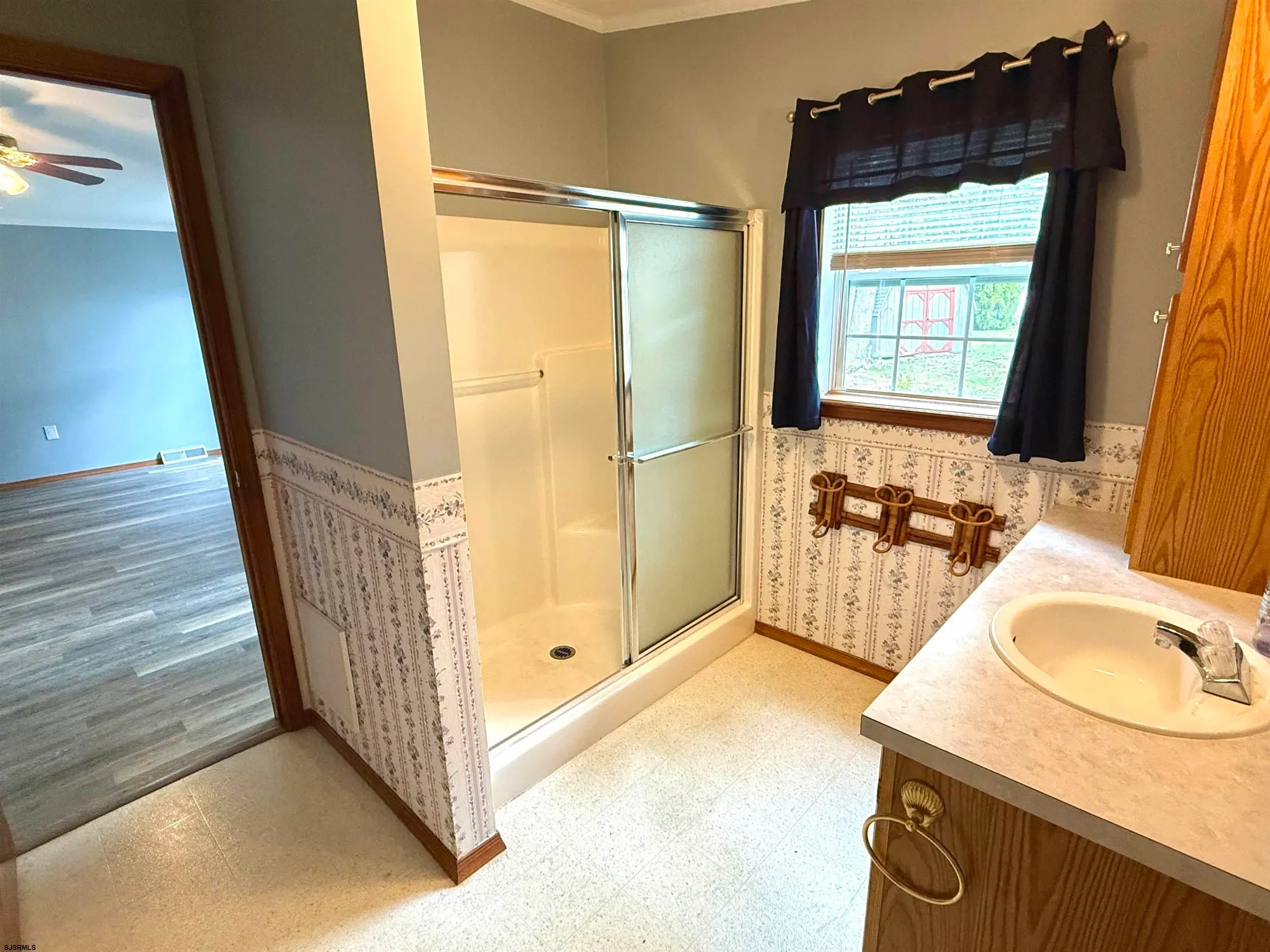 Property Slideshow image 20 of 29 | 7 cottonwood ct, Mays Landing, NJ, 08330