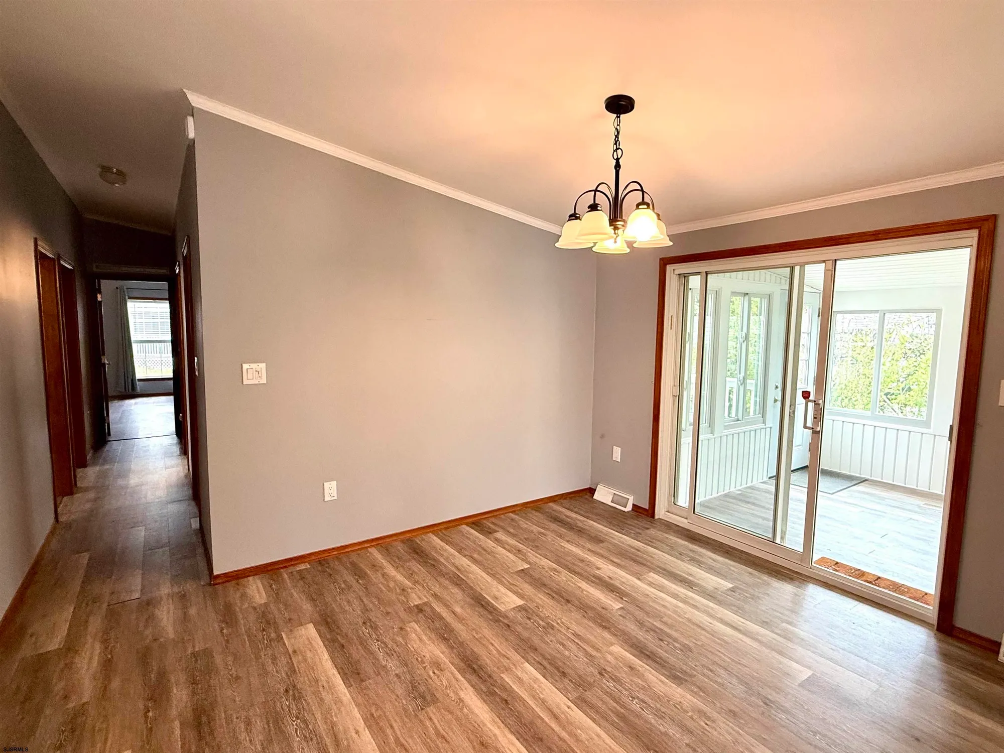 Property Slideshow image 12 of 29 | 7 cottonwood ct, Mays Landing, NJ, 08330