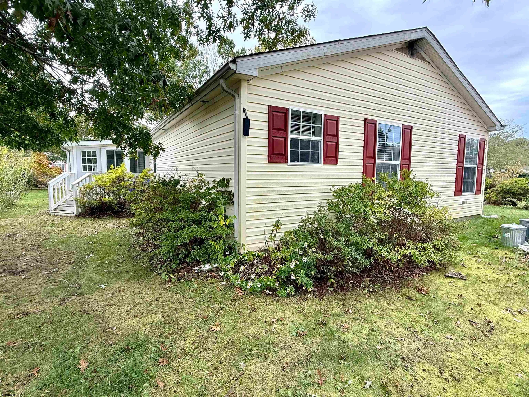 Property Slideshow image 27 of 29 | 7 cottonwood ct, Mays Landing, NJ, 08330