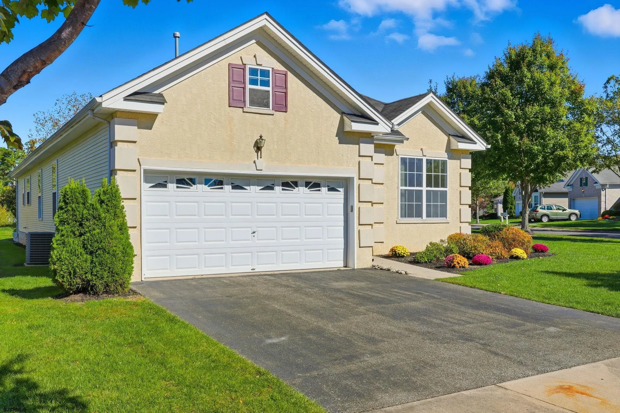 Property Slideshow image 4 of 40 | 207 tipperary pl, Galloway, NJ, 08205