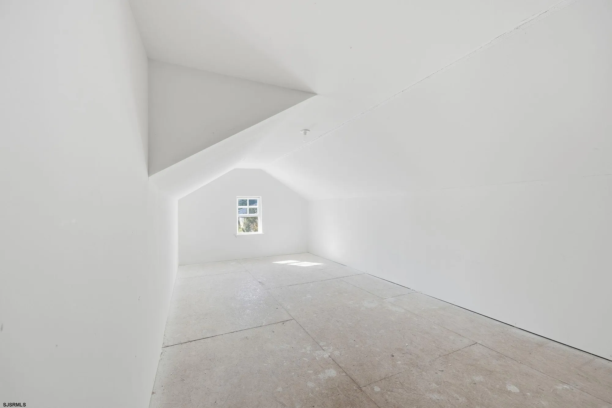 Property Slideshow image 32 of 40 | 207 tipperary pl, Galloway, NJ, 08205