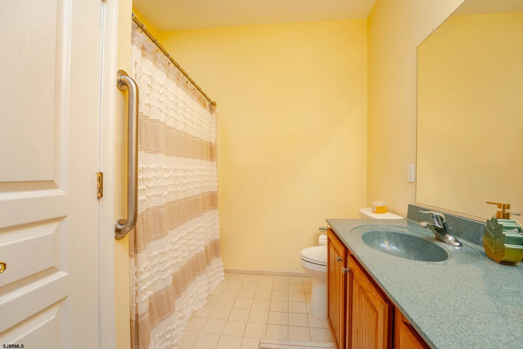 Property Slideshow image 27 of 41 | 1731 route 9 28, Ocean View, NJ, 08230