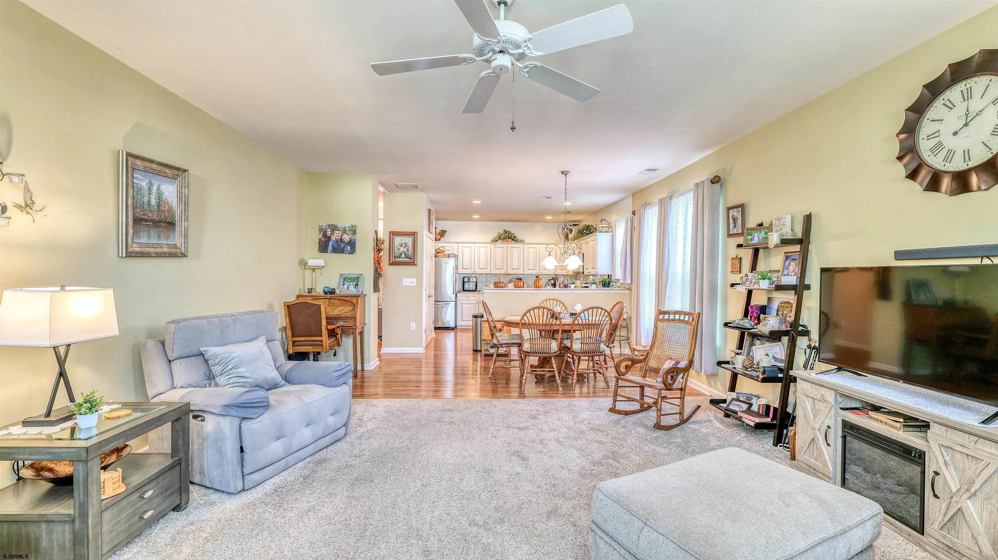 Property Slideshow image 14 of 27 | 569 chatham way, Galloway, NJ, 08205