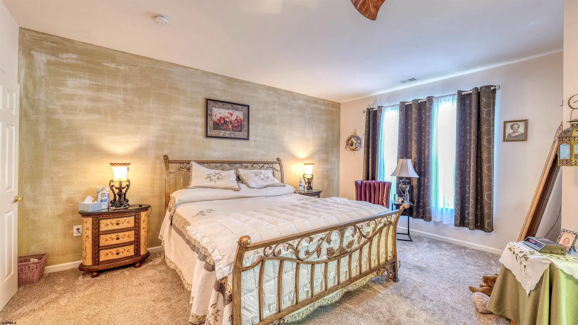 Property Slideshow image 16 of 27 | 569 chatham way, Galloway, NJ, 08205