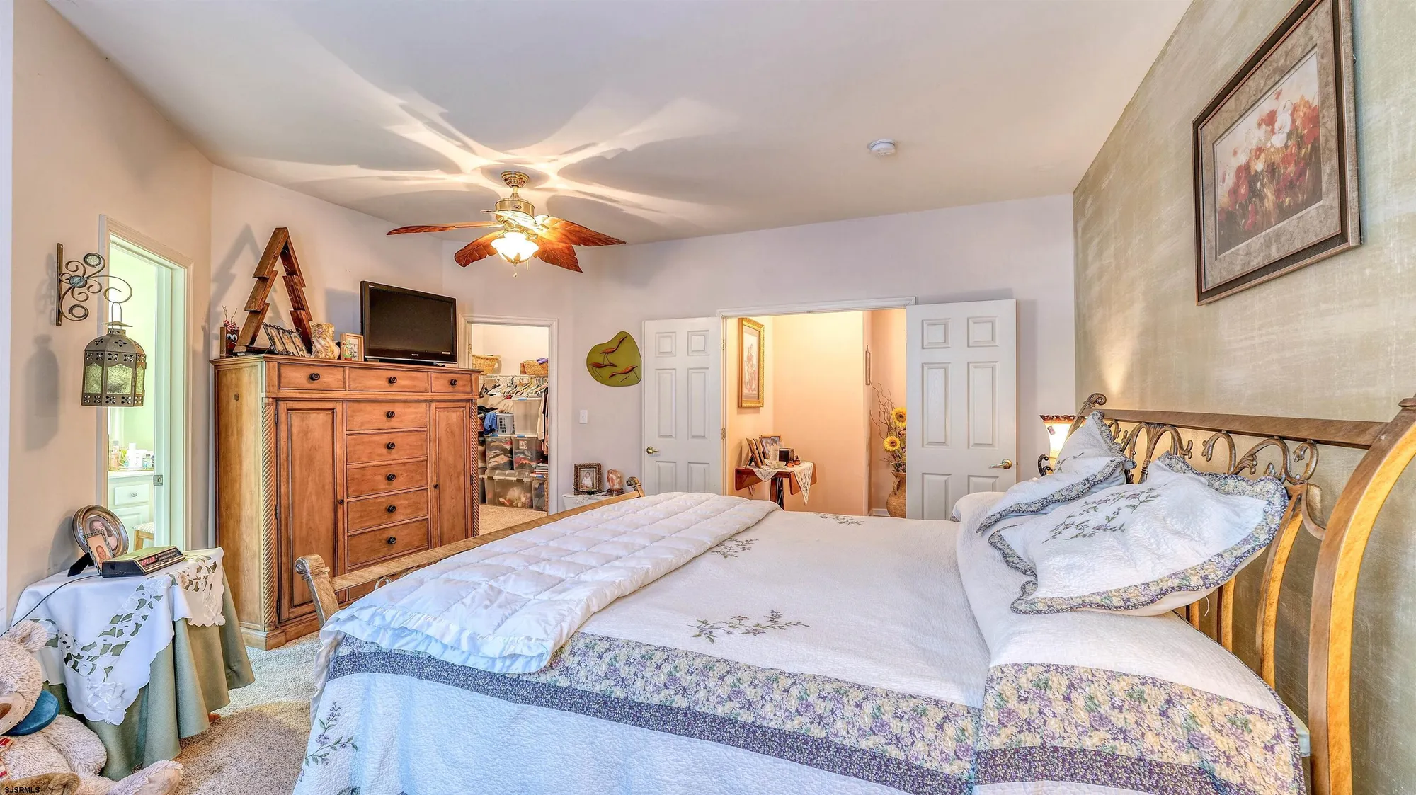 Property Slideshow image 17 of 27 | 569 chatham way, Galloway, NJ, 08205
