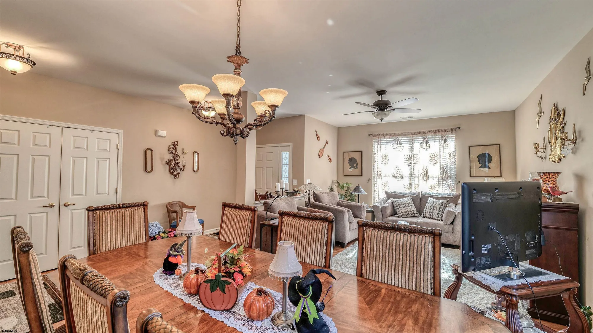 Property Slideshow image 6 of 27 | 569 chatham way, Galloway, NJ, 08205