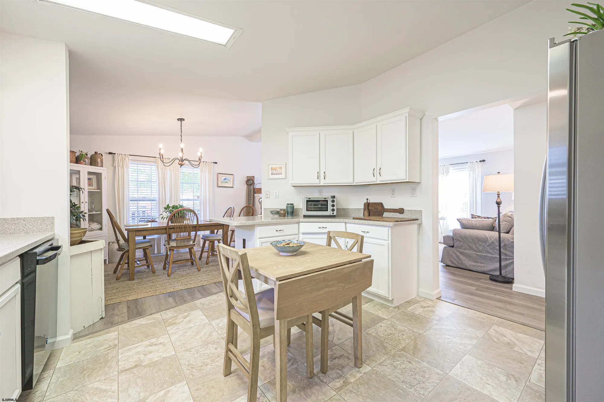 Property Slideshow image 12 of 22 | 94 baltusrol dr, Mays Landing, NJ, 08330