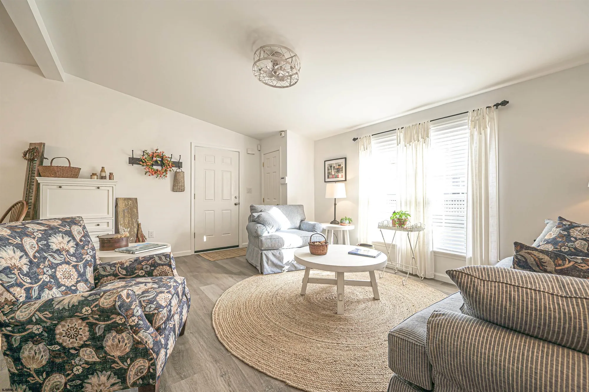 Property Slideshow image 4 of 22 | 94 baltusrol dr, Mays Landing, NJ, 08330