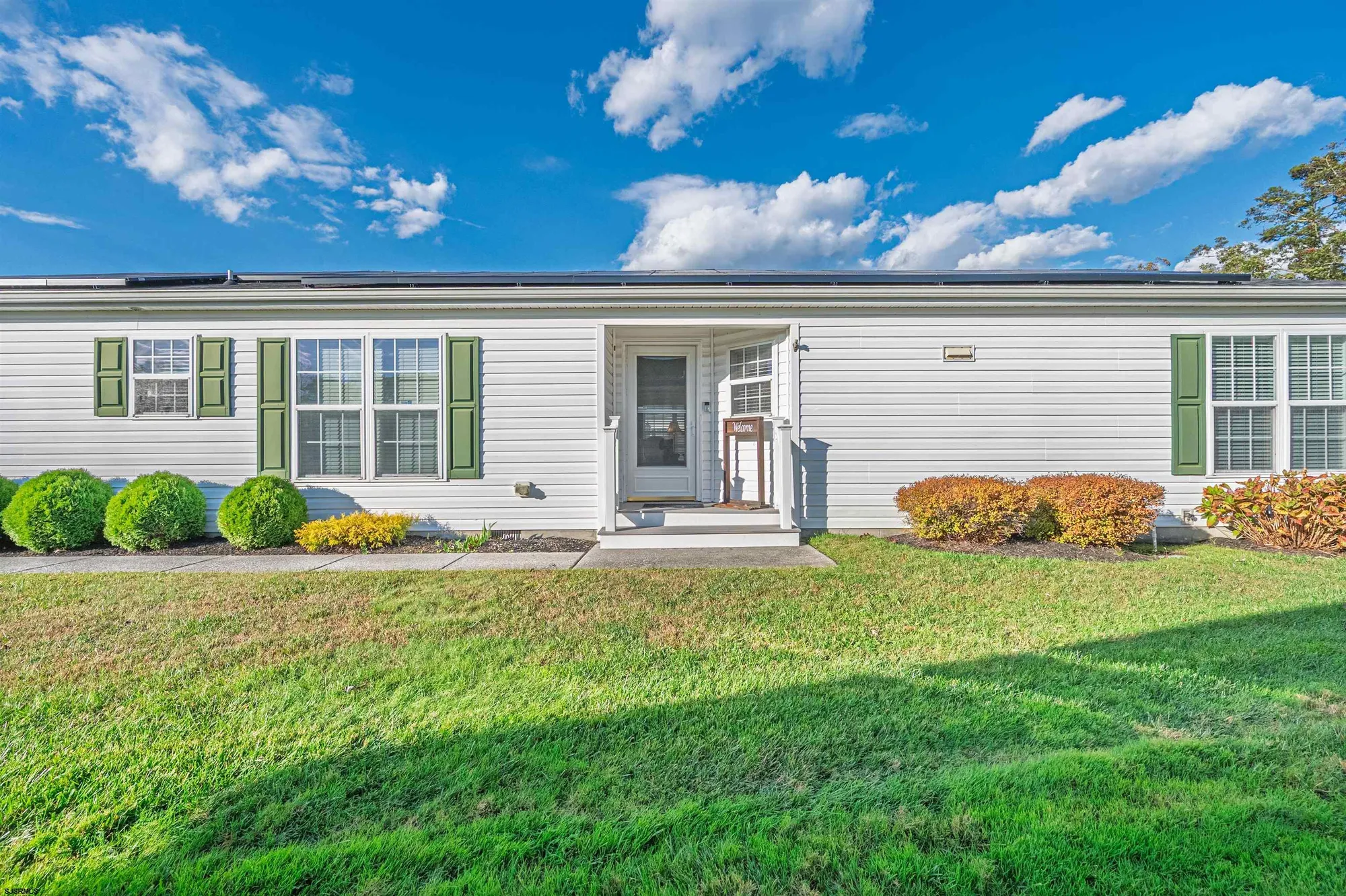 Property Slideshow image 29 of 32 | 66 knollwood dr, Mays Landing, NJ, 08330