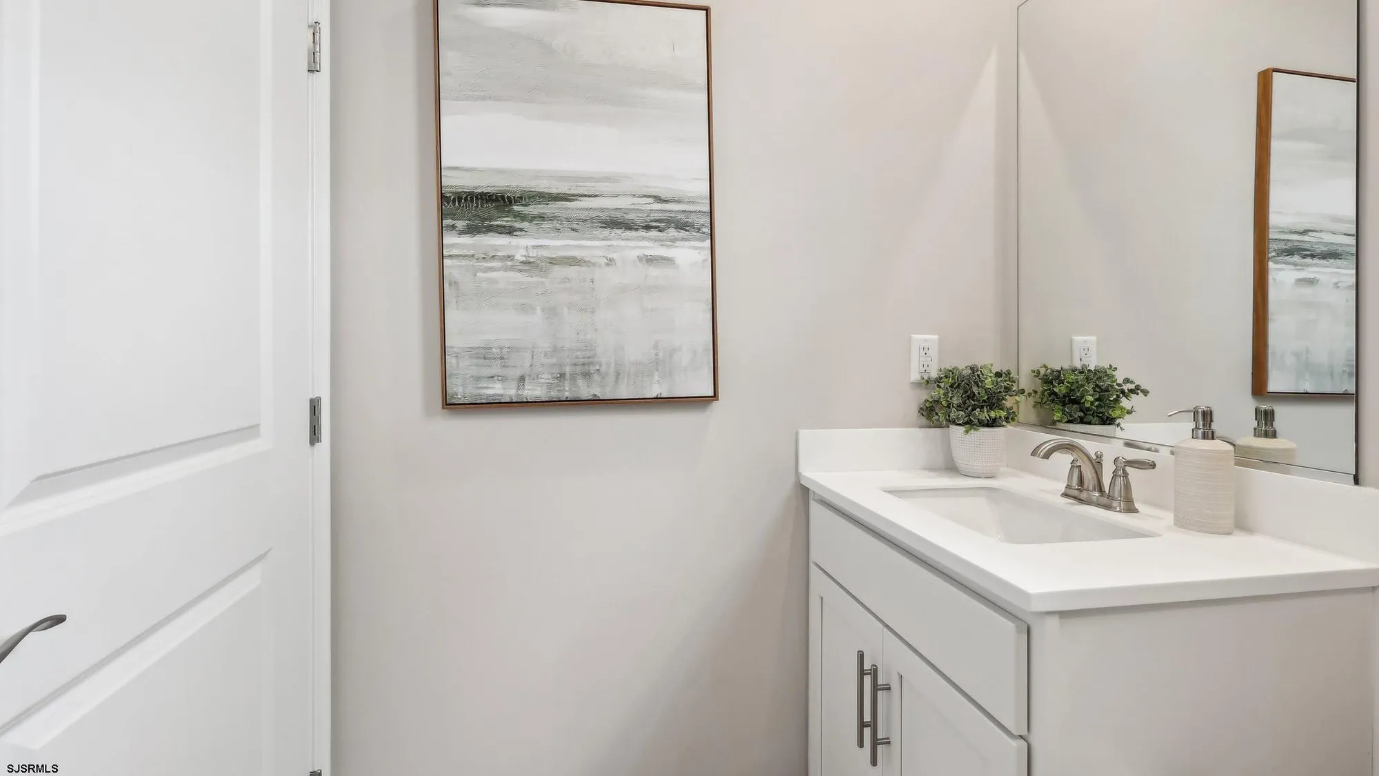 Property Slideshow image 21 of 32 | 253 huntington dr, Egg Harbor Township, NJ, 08234