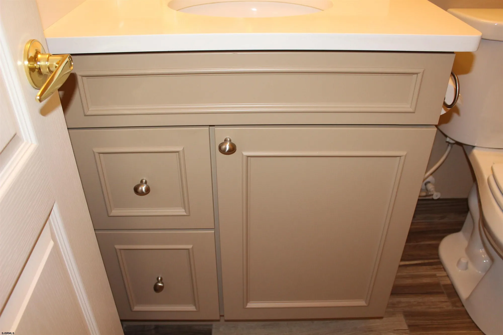 Property Slideshow image 9 of 38 | 39 poppy rd, Egg Harbor Township, NJ, 08234