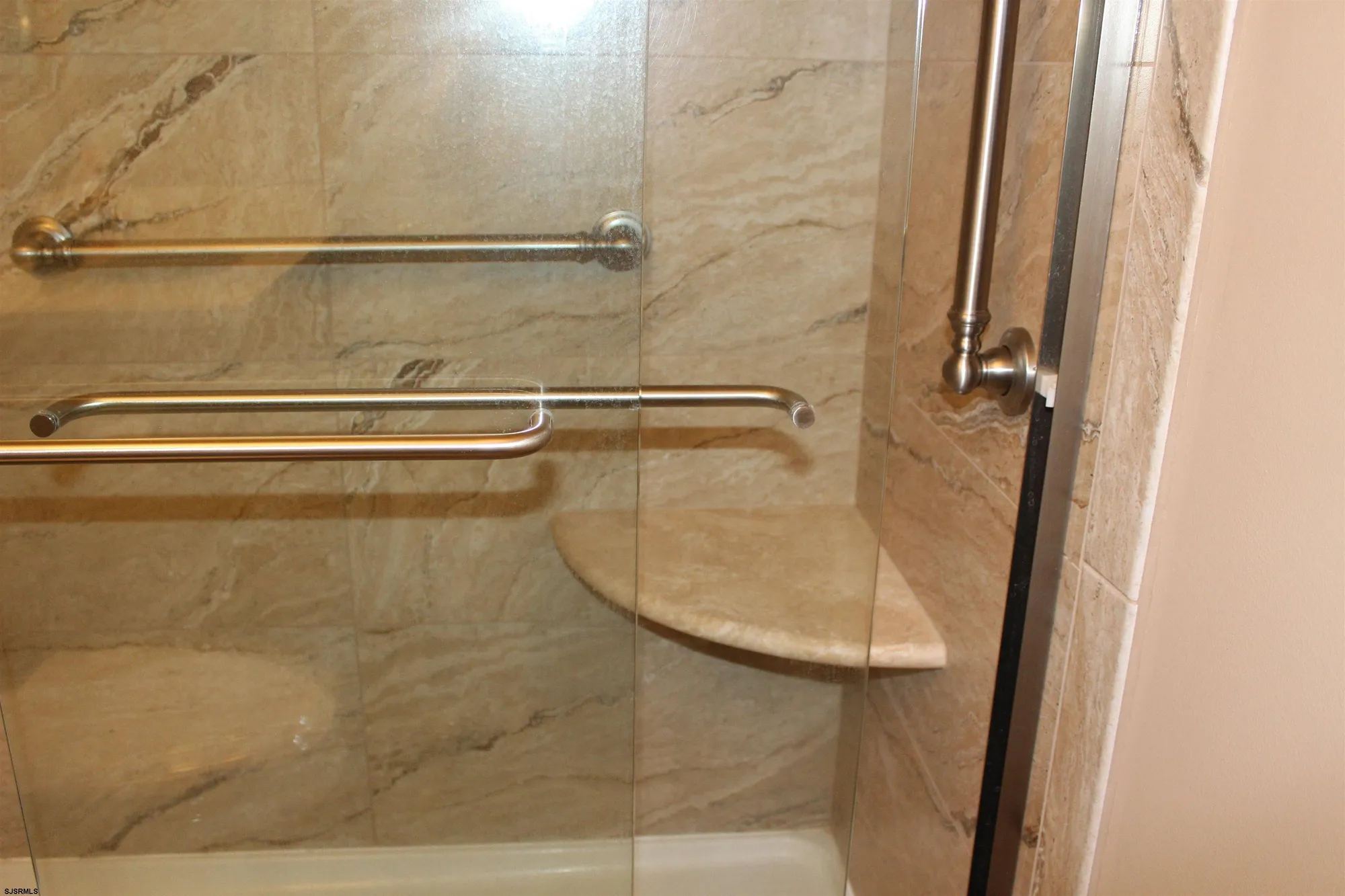 Property Slideshow image 10 of 38 | 39 poppy rd, Egg Harbor Township, NJ, 08234