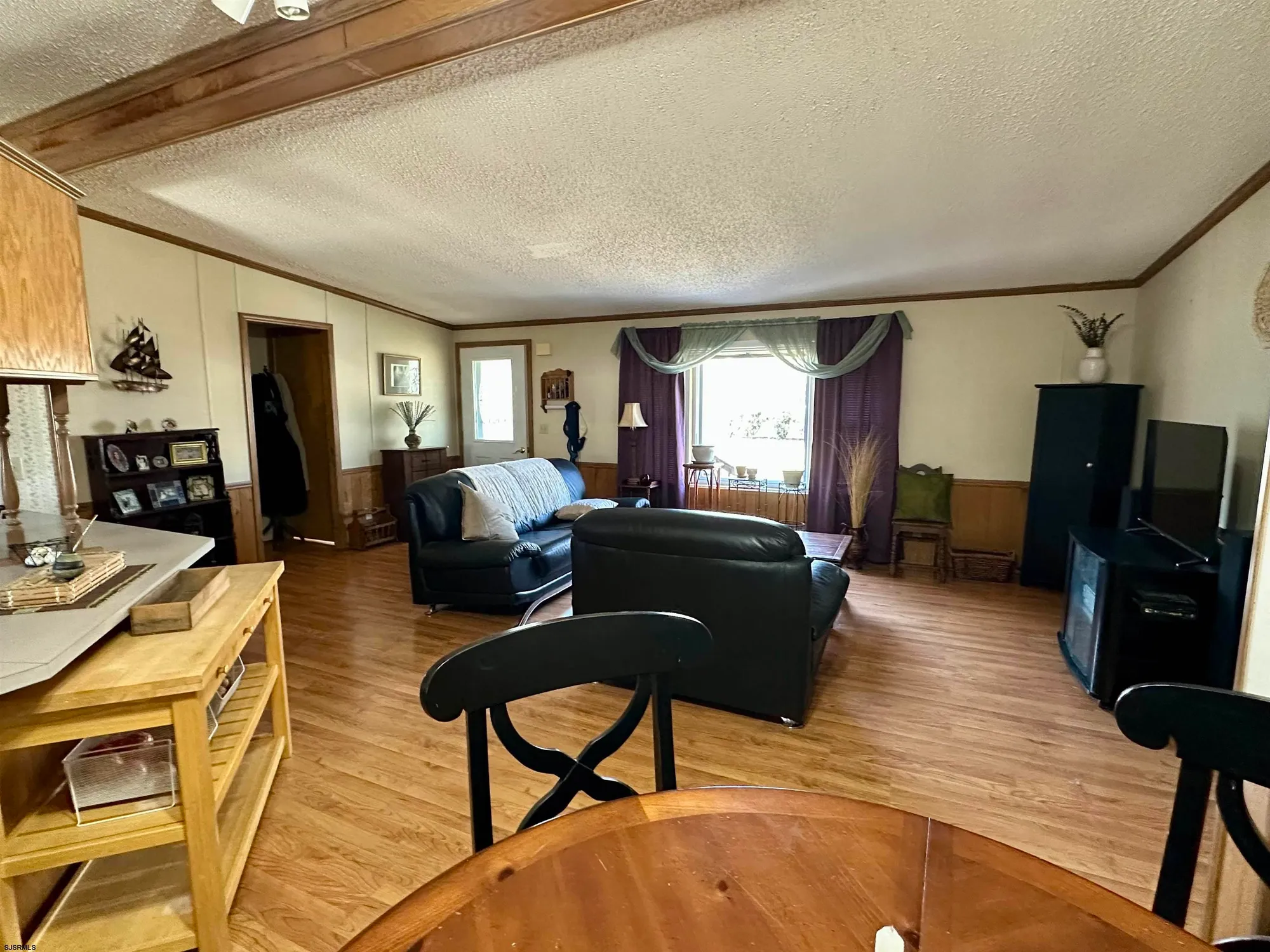 Property Slideshow image 16 of 45 | 56 hickory ln, Mays Landing, NJ, 08330