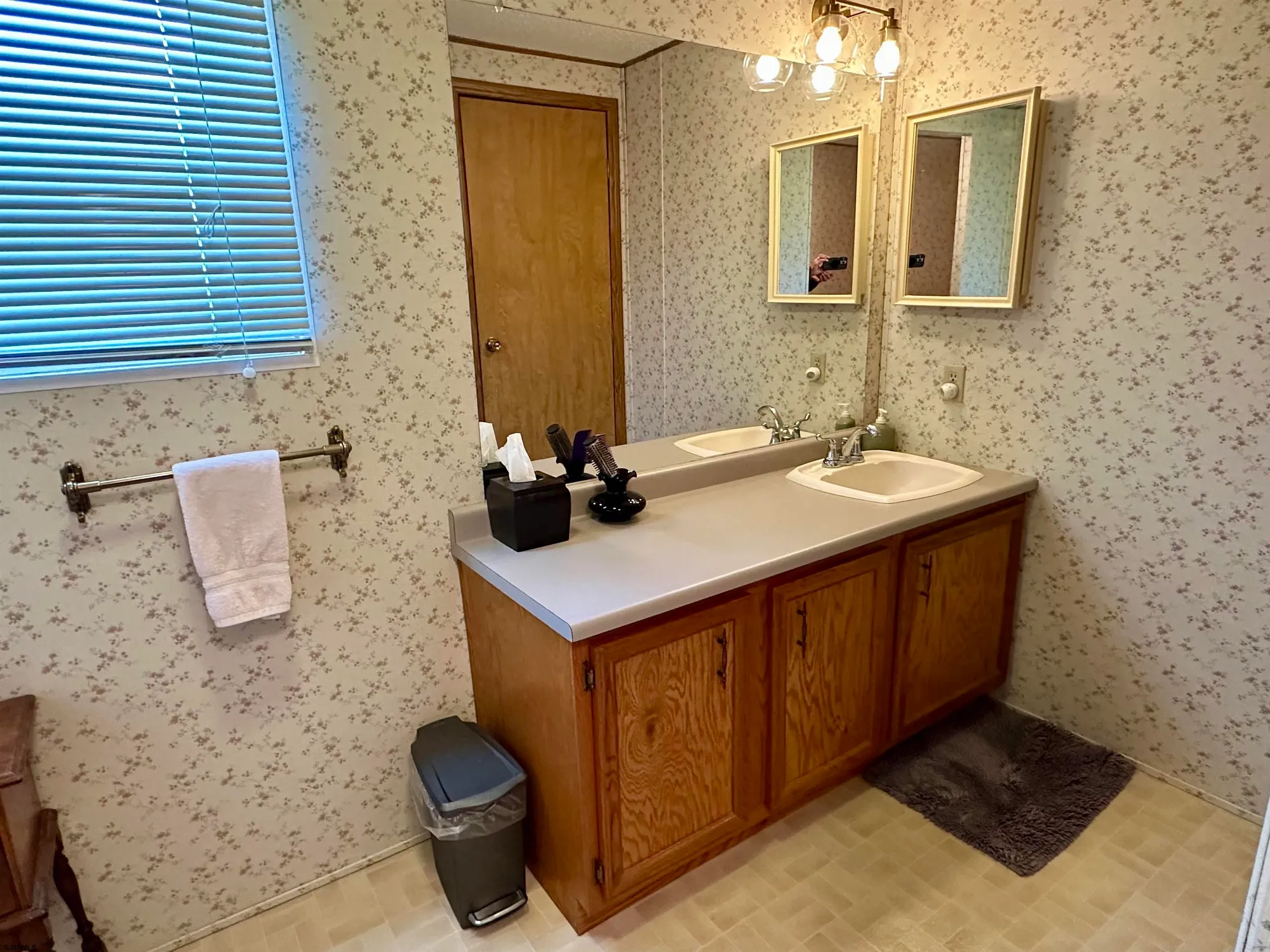 Property Slideshow image 20 of 45 | 56 hickory ln, Mays Landing, NJ, 08330