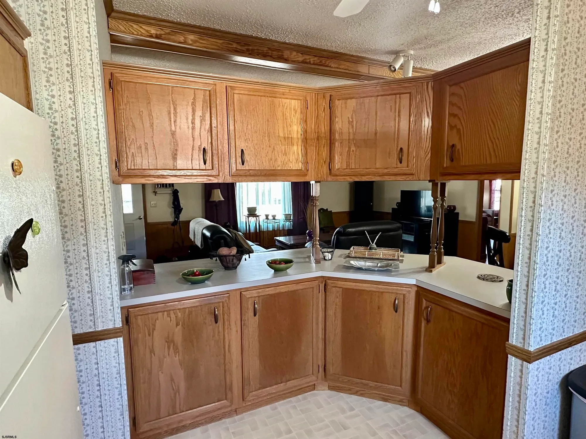 Property Slideshow image 12 of 45 | 56 hickory ln, Mays Landing, NJ, 08330