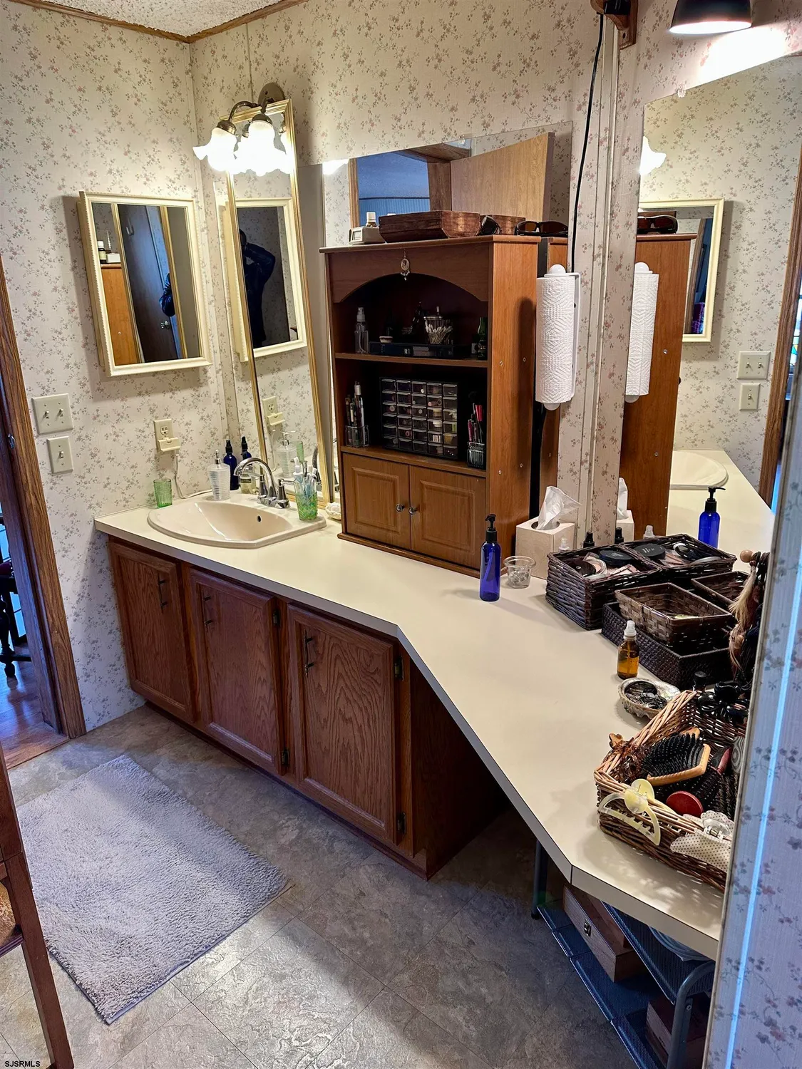 Property Slideshow image 28 of 45 | 56 hickory ln, Mays Landing, NJ, 08330