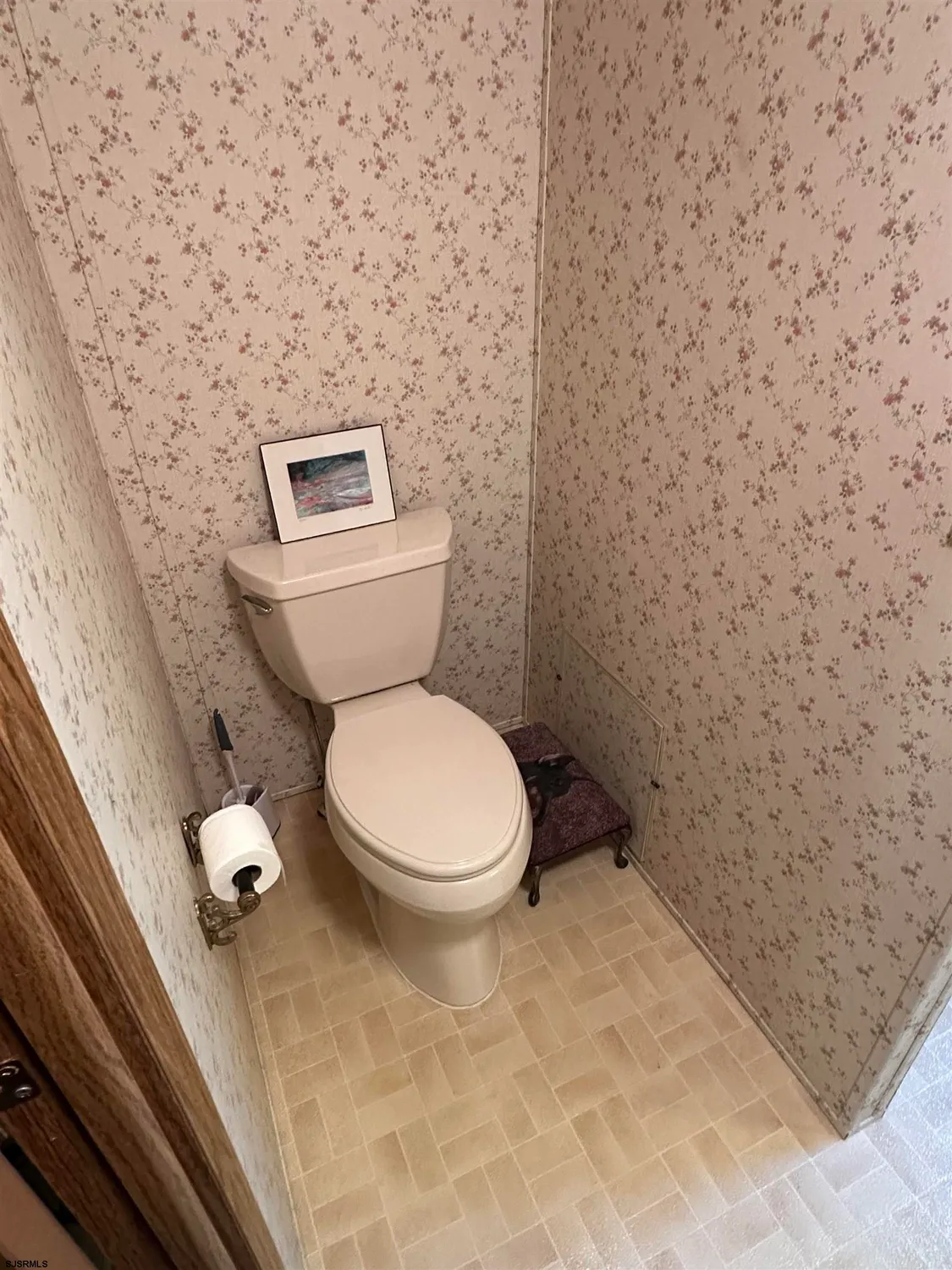 Property Slideshow image 22 of 45 | 56 hickory ln, Mays Landing, NJ, 08330