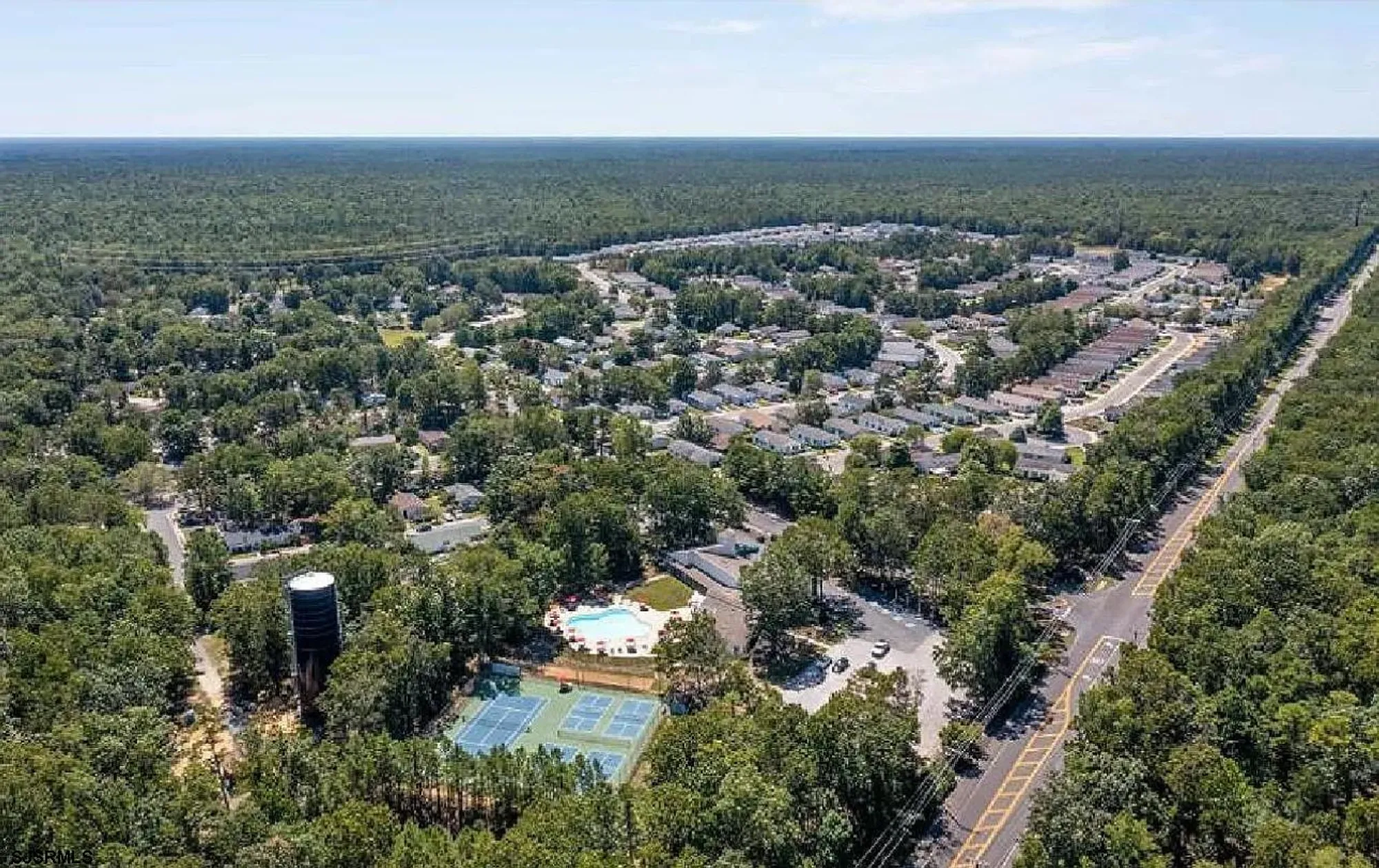 Property Slideshow image 39 of 45 | 56 hickory ln, Mays Landing, NJ, 08330