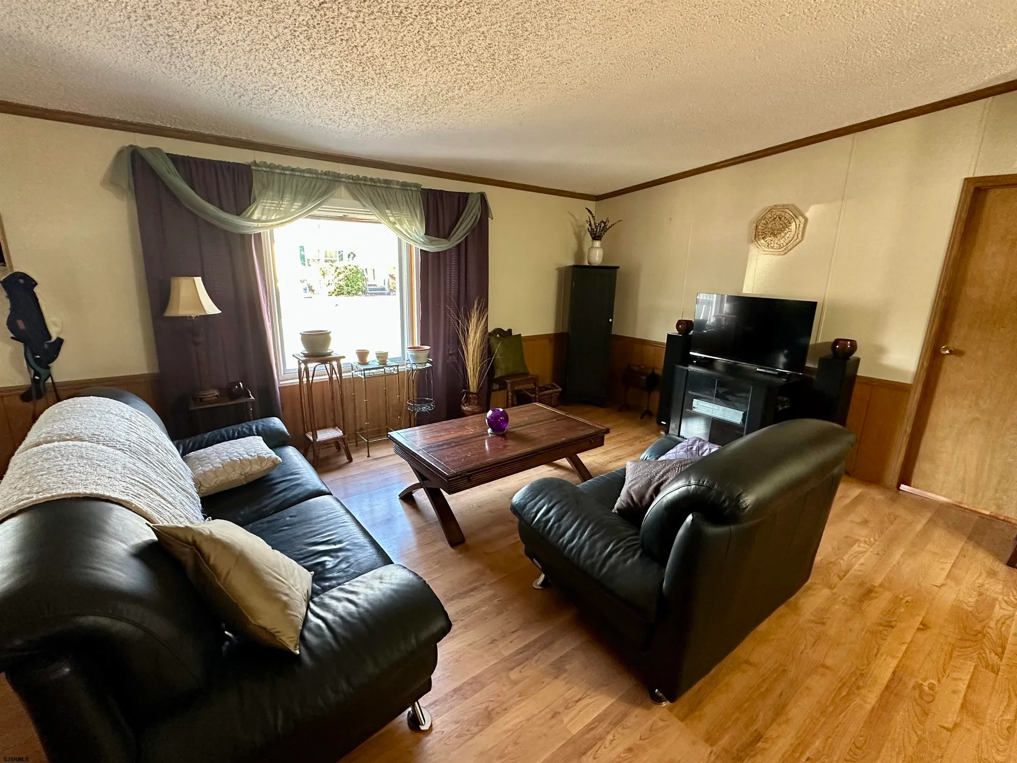 Property Slideshow image 7 of 45 | 56 hickory ln, Mays Landing, NJ, 08330