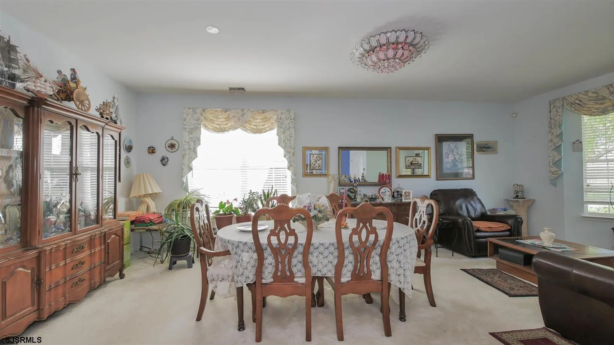 Property Slideshow image 3 of 21 | 531 salem way, Galloway, NJ, 08205