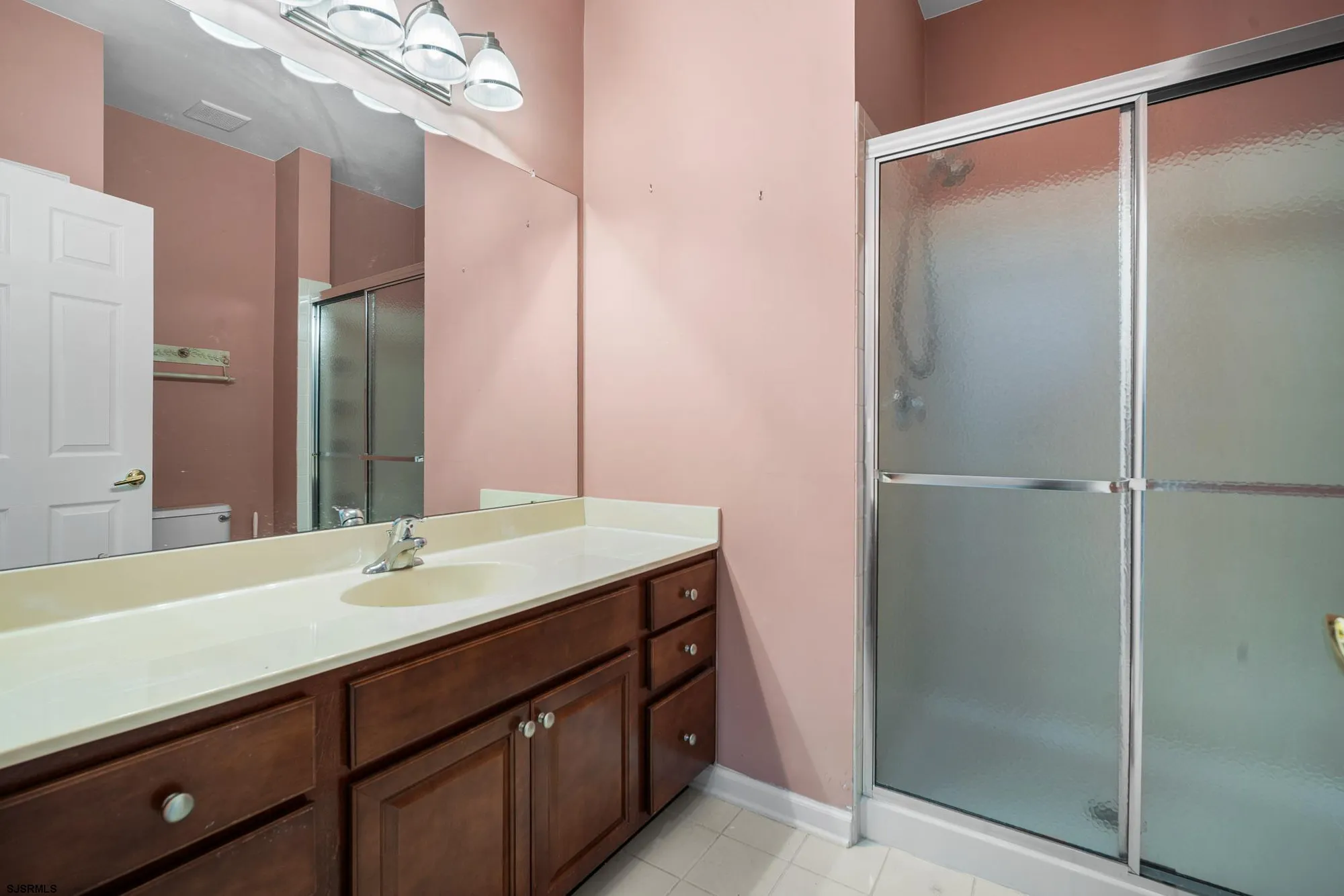 Property Slideshow image 24 of 27 | 558 yarmouth ct, Galloway, NJ, 08205