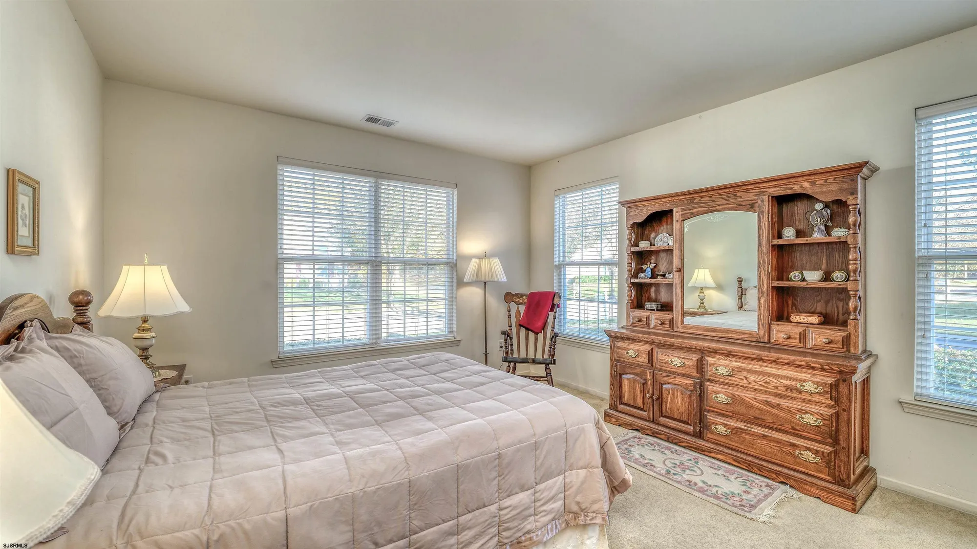 Property Slideshow image 21 of 30 | 187 southampton dr, Galloway, NJ, 08205