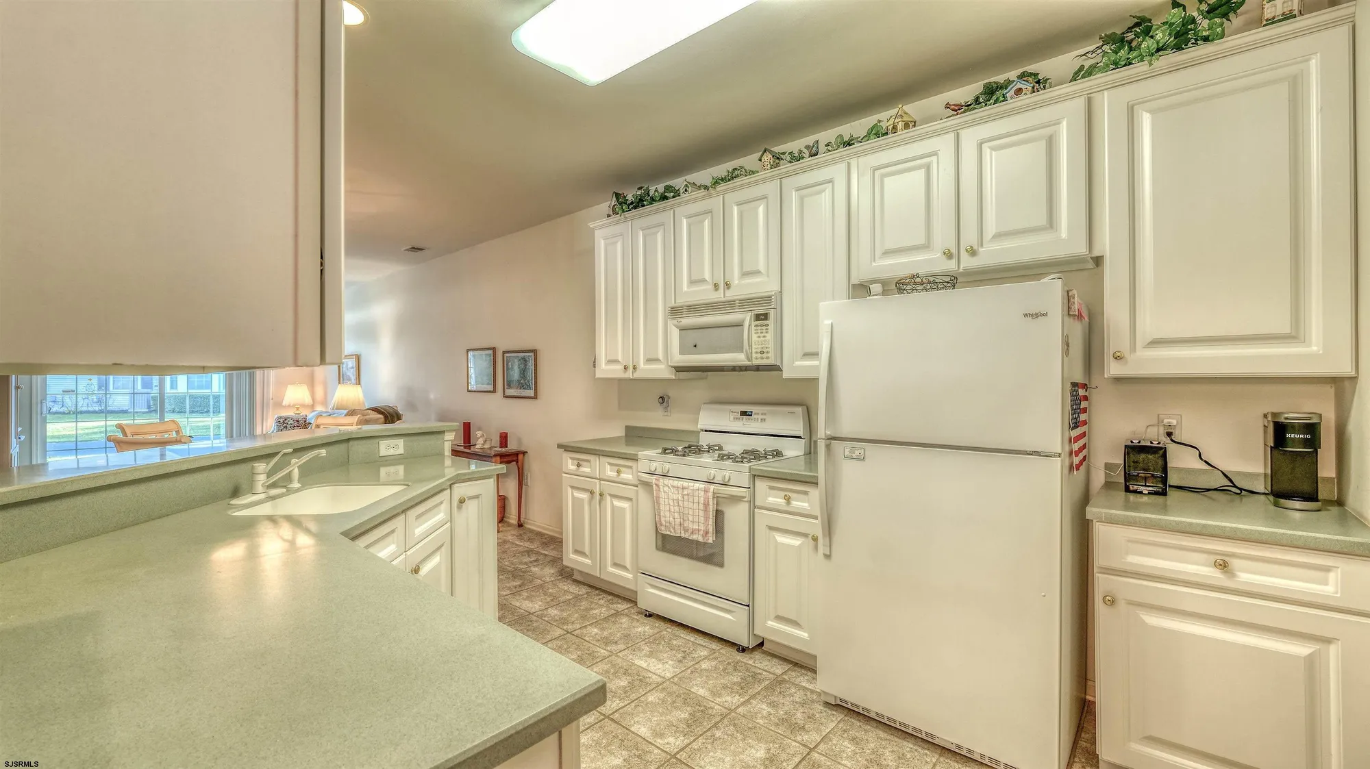 Property Slideshow image 10 of 30 | 187 southampton dr, Galloway, NJ, 08205