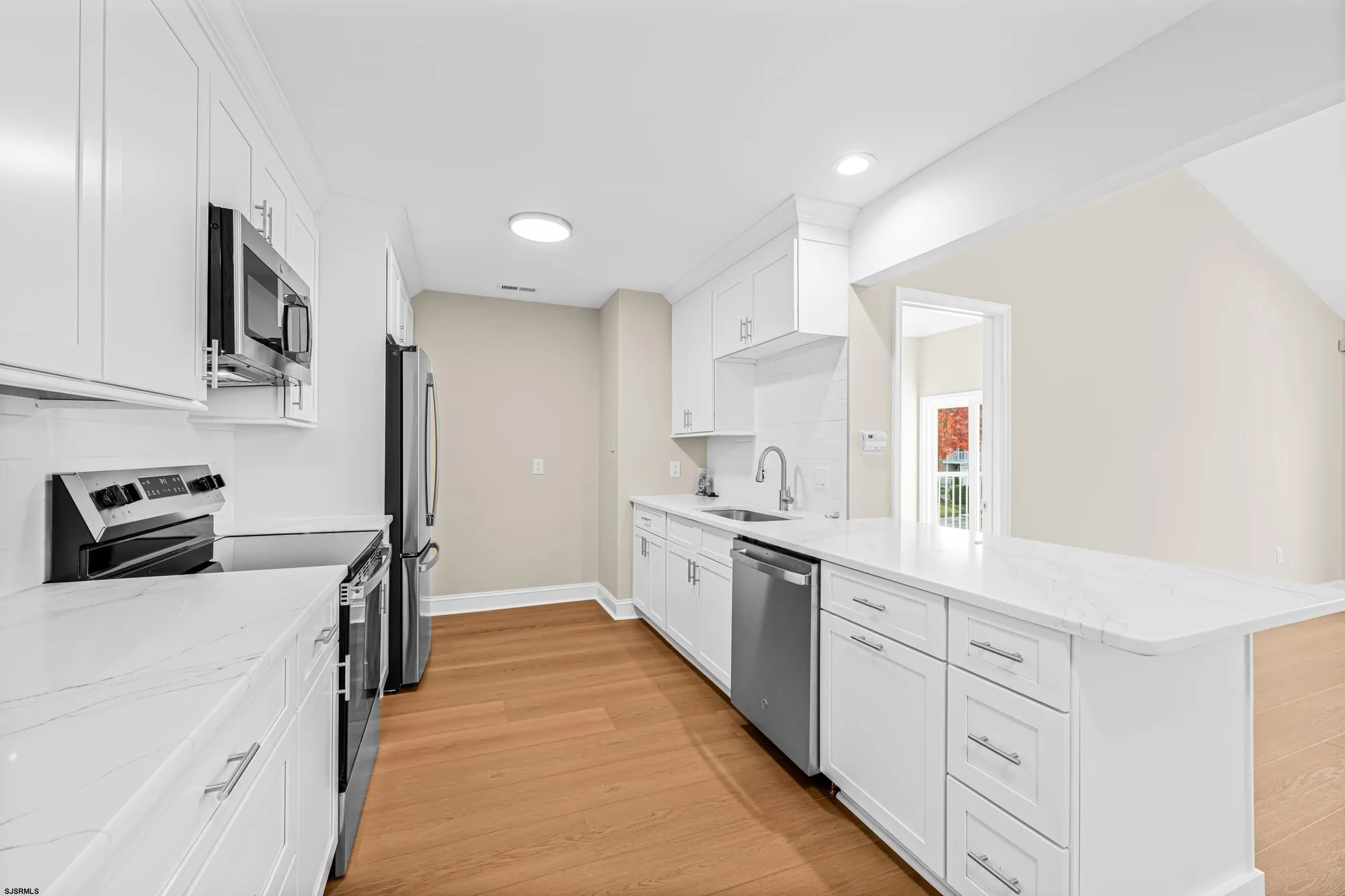 Property Slideshow image 9 of 29 | 550 central ave unit i7, Linwood, NJ, 08221