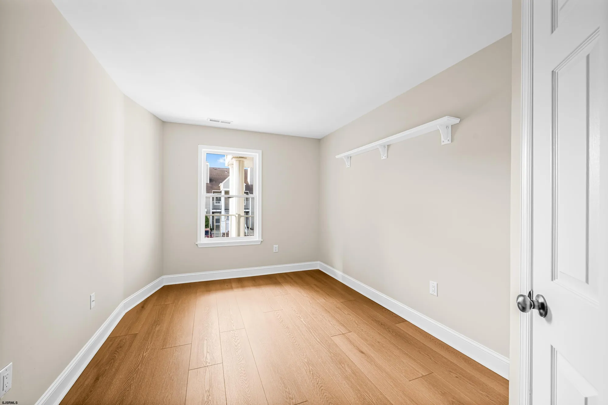 Property Slideshow image 16 of 29 | 550 central ave unit i7, Linwood, NJ, 08221