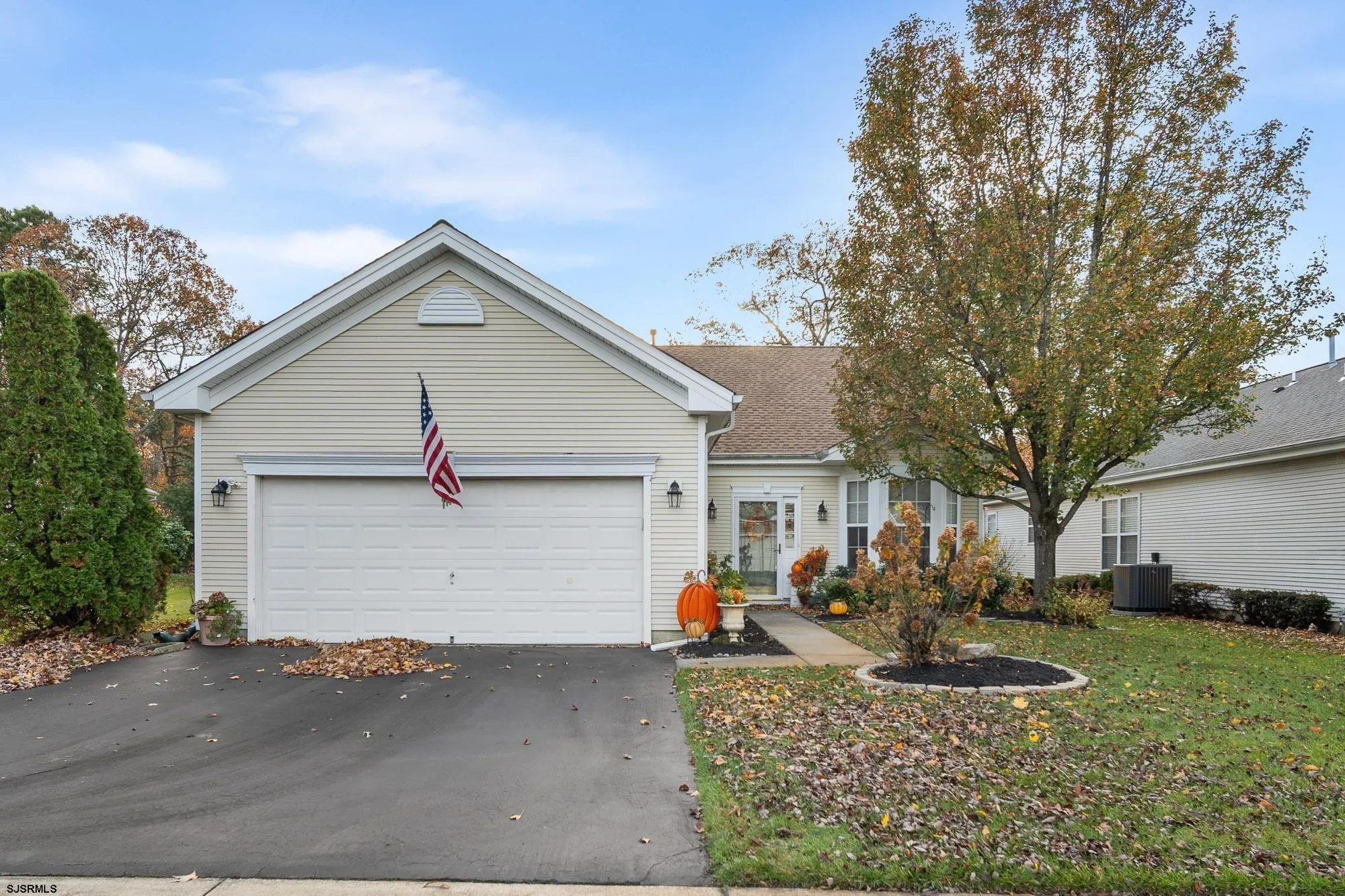 Property Slideshow image 1 of 25 | 110 sheffield ct, Galloway, NJ, 08205