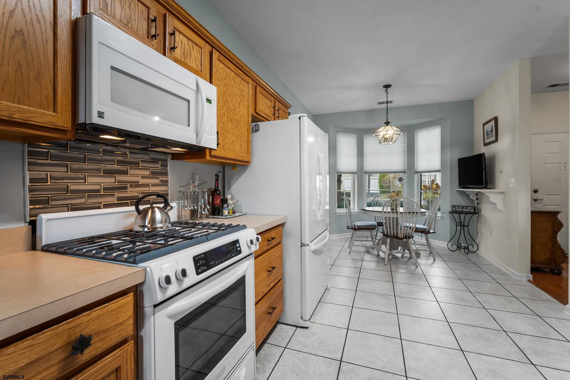 Property Slideshow image 11 of 25 | 110 sheffield ct, Galloway, NJ, 08205