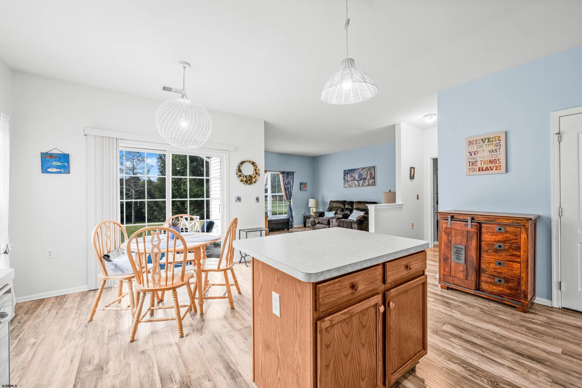 Property Slideshow image 13 of 44 | 30 burnside dr, Egg Harbor Township, NJ, 08234