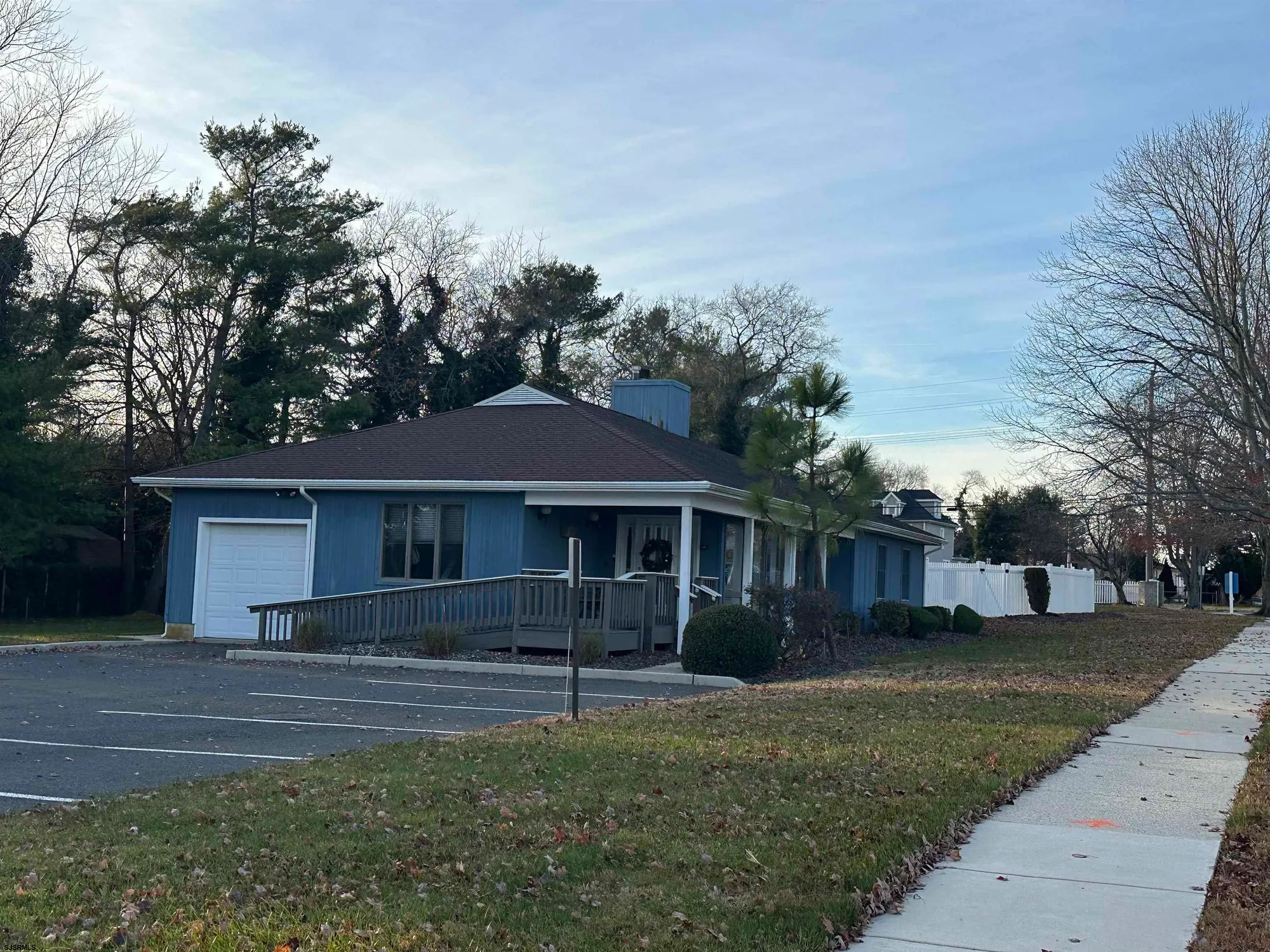 Property Slideshow image 15 of 16 | 4208 dolphin ave # 4208, Northfield, NJ, 08225