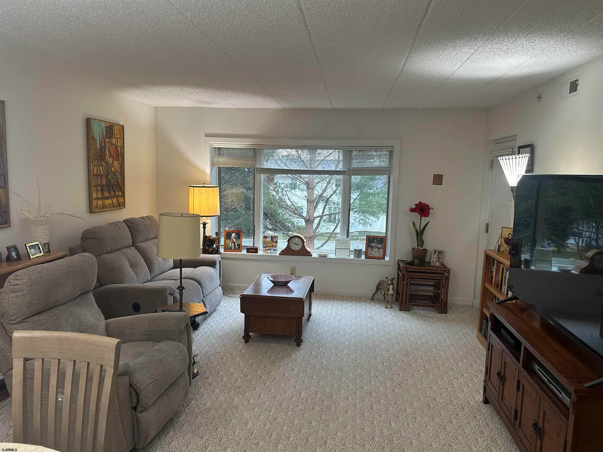 Property Slideshow image 3 of 16 | 4208 dolphin ave # 4208, Northfield, NJ, 08225