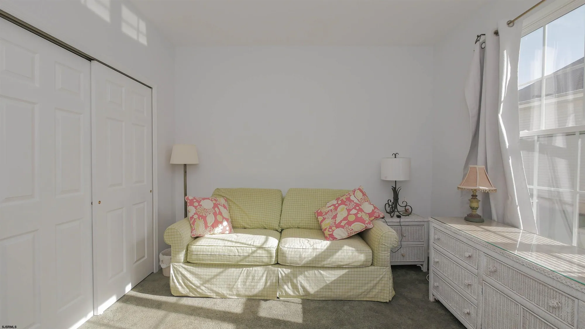 Property Slideshow image 18 of 30 | 17 derby dr, Galloway, NJ, 08205