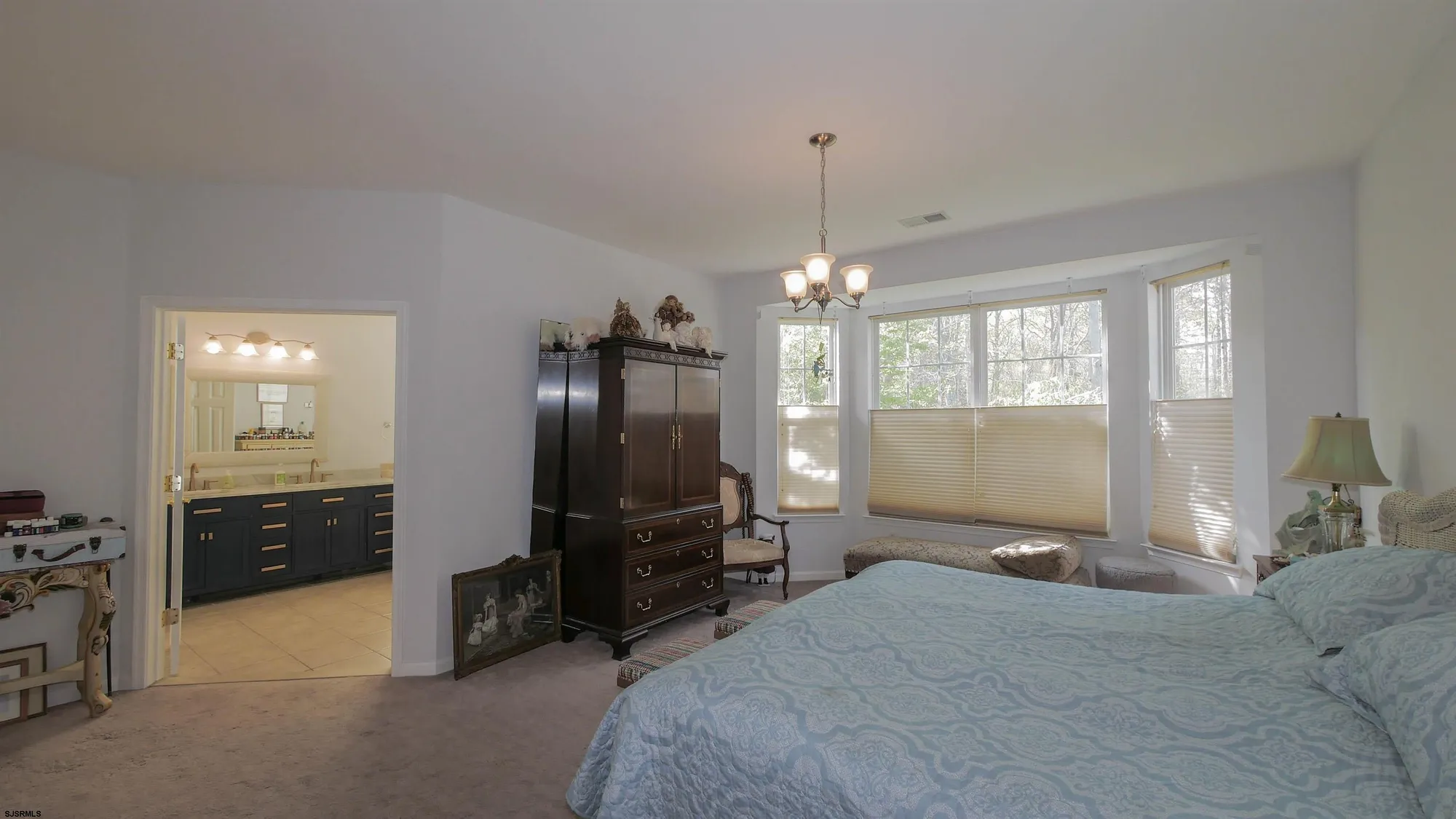 Property Slideshow image 21 of 30 | 17 derby dr, Galloway, NJ, 08205