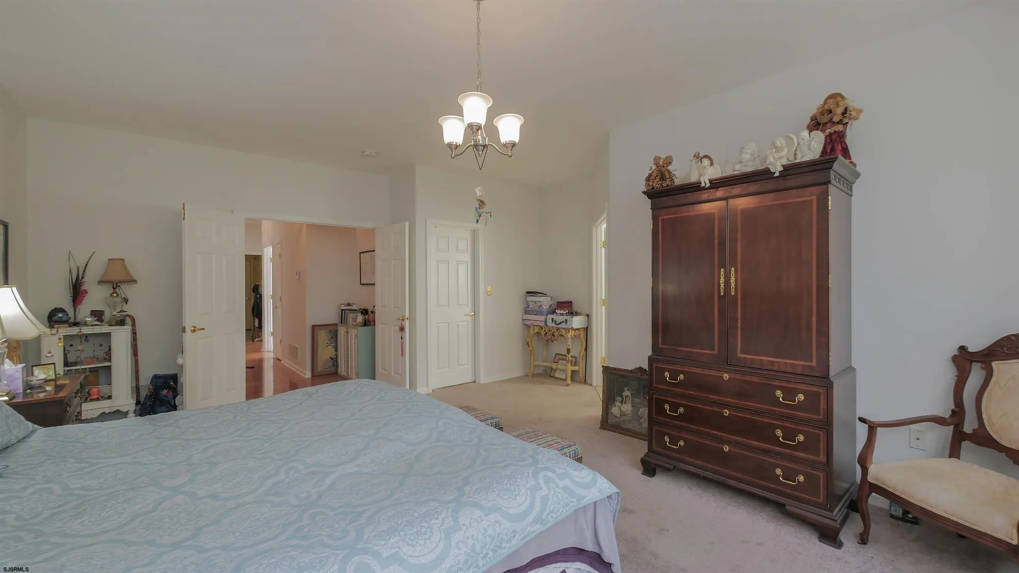 Property Slideshow image 23 of 30 | 17 derby dr, Galloway, NJ, 08205