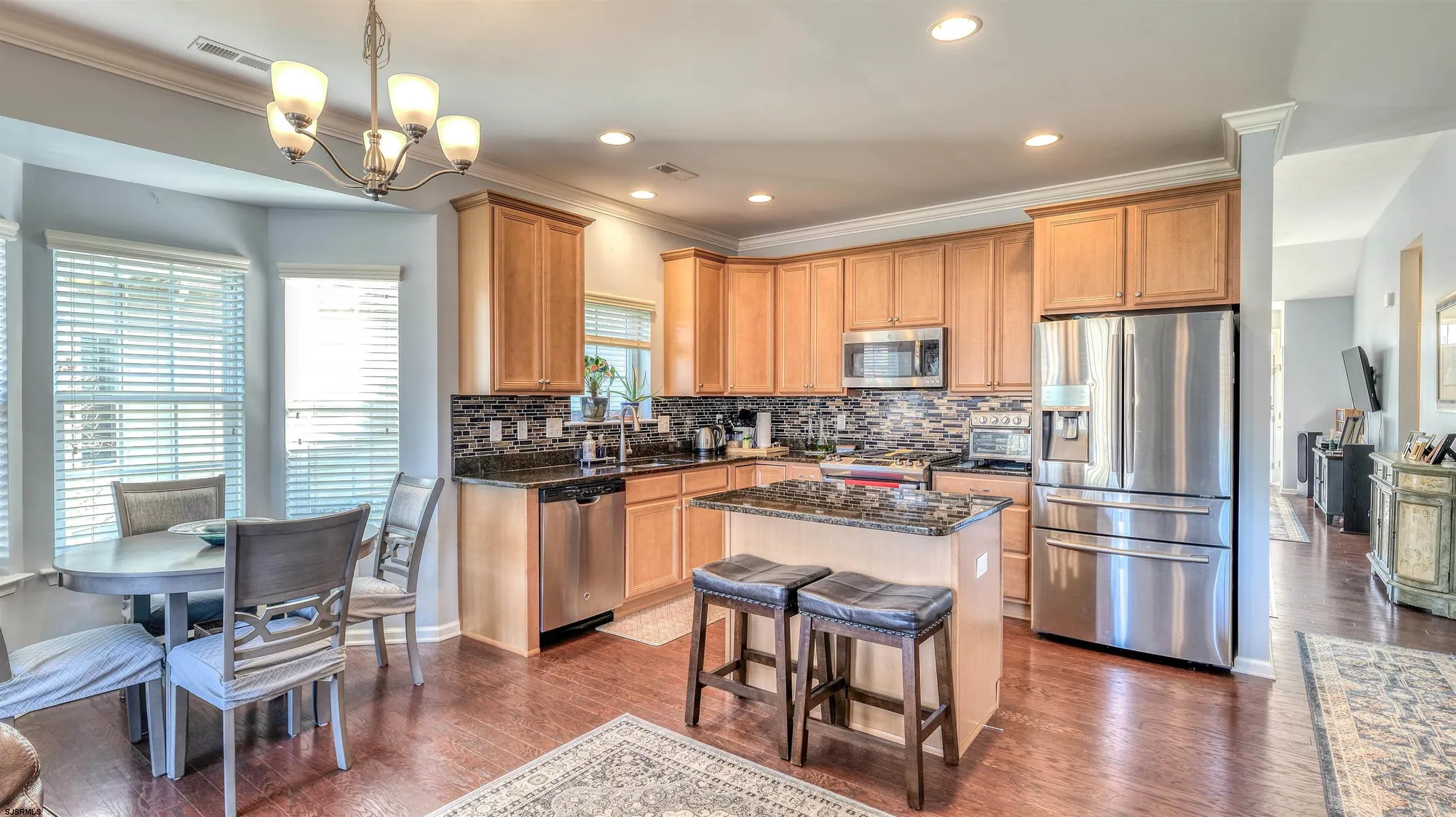 Property Slideshow image 11 of 31 | 213 ivy rd, Egg Harbor Township, NJ, 08234