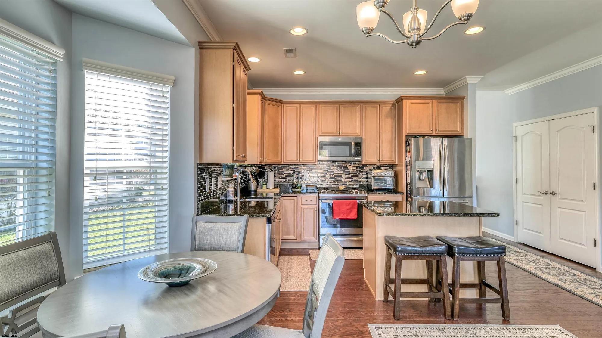 Property Slideshow image 13 of 31 | 213 ivy rd, Egg Harbor Township, NJ, 08234