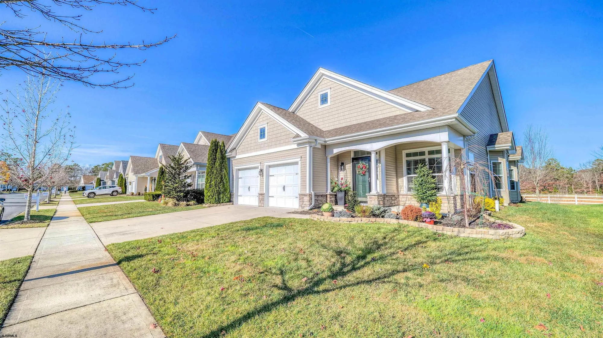 Property Slideshow image 3 of 31 | 213 ivy rd, Egg Harbor Township, NJ, 08234