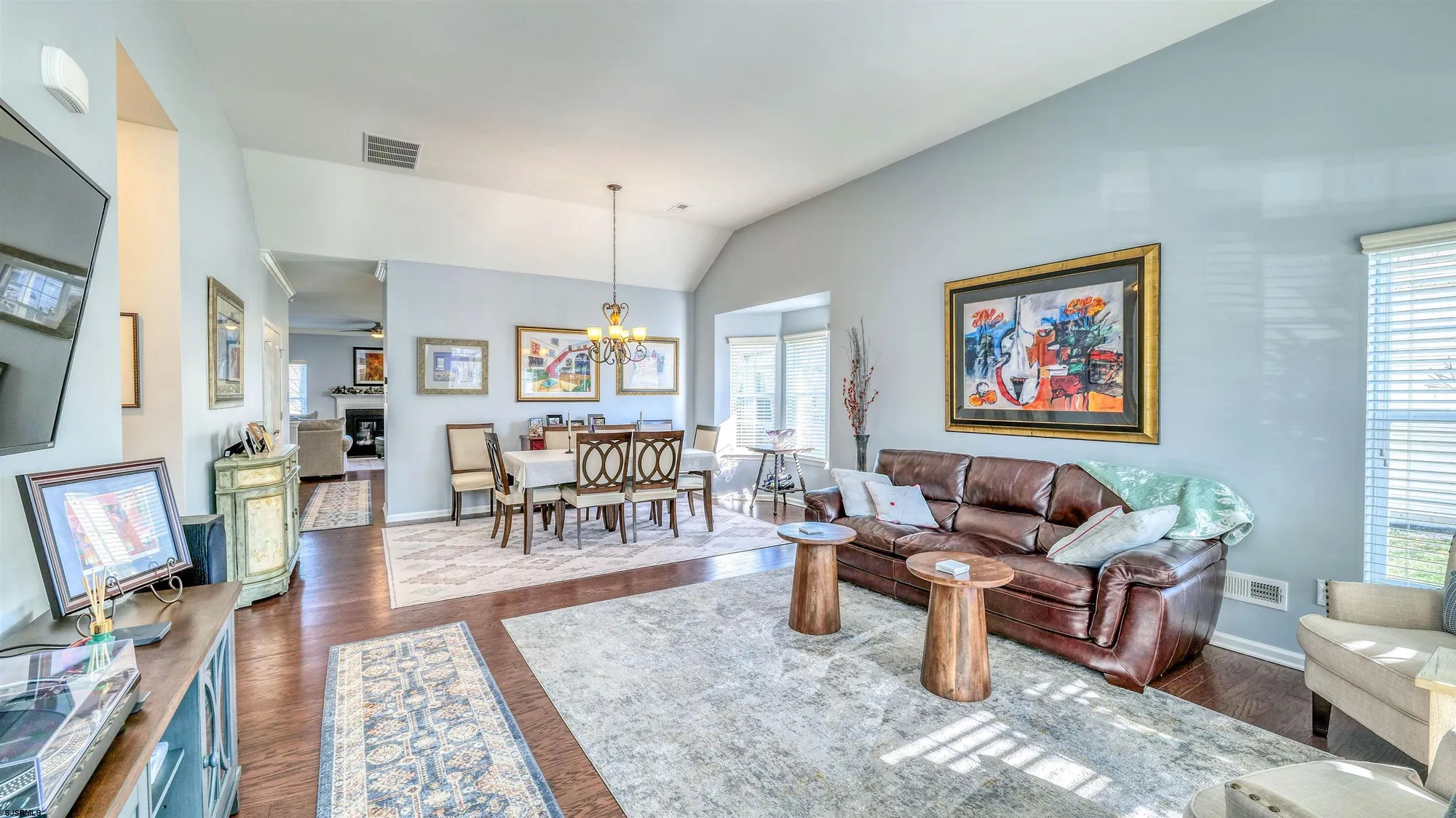 Property Slideshow image 5 of 31 | 213 ivy rd, Egg Harbor Township, NJ, 08234