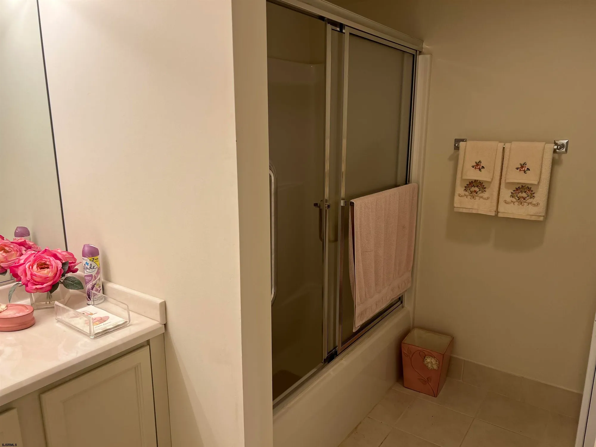 Property Slideshow image 12 of 14 | 3309 dolphin ave # 3309, Northfield, NJ, 08225