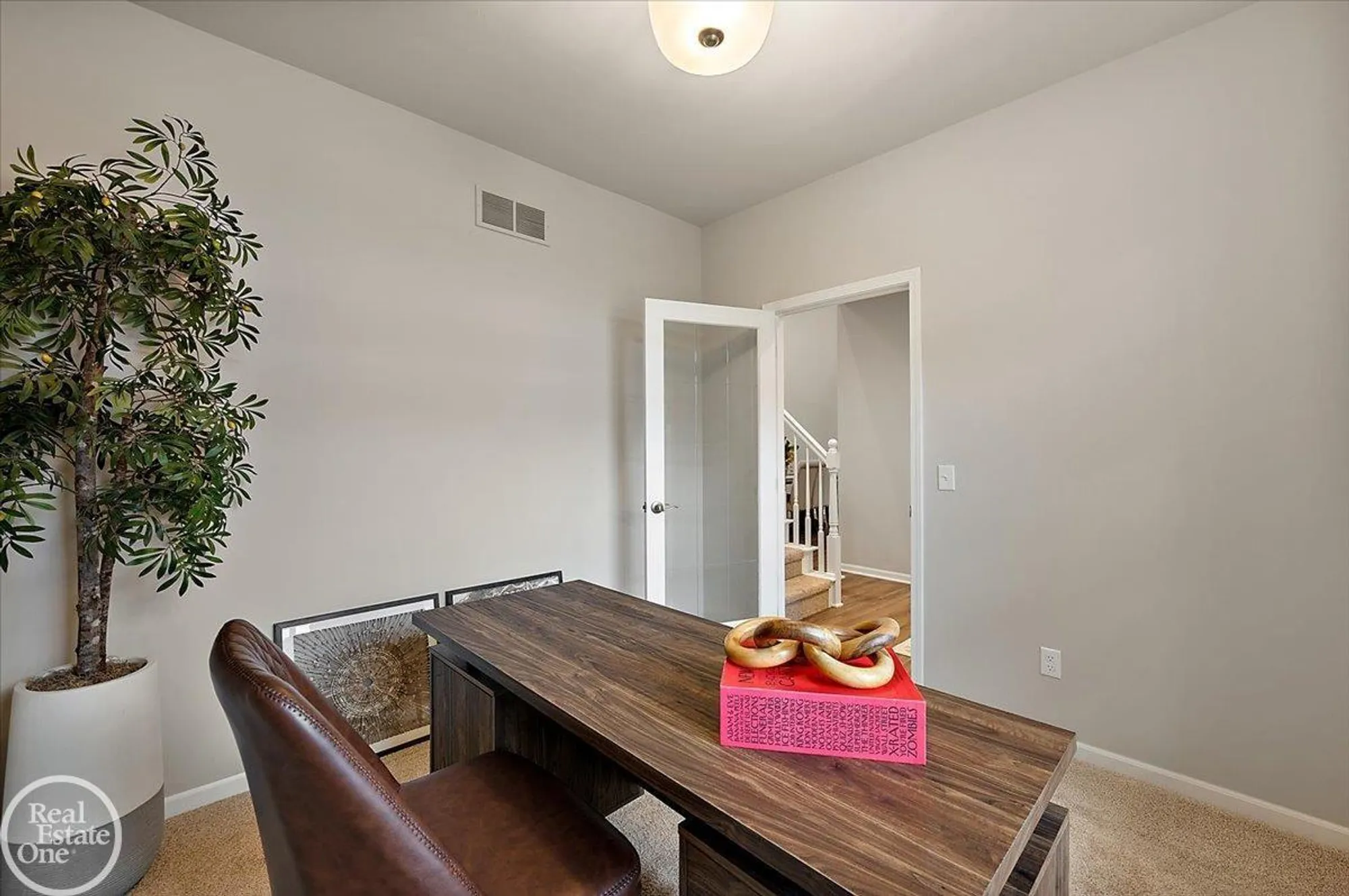 Property Slideshow image 16 of 59 | 3095 bridgewater rd, Auburn Hills, MI, 48326