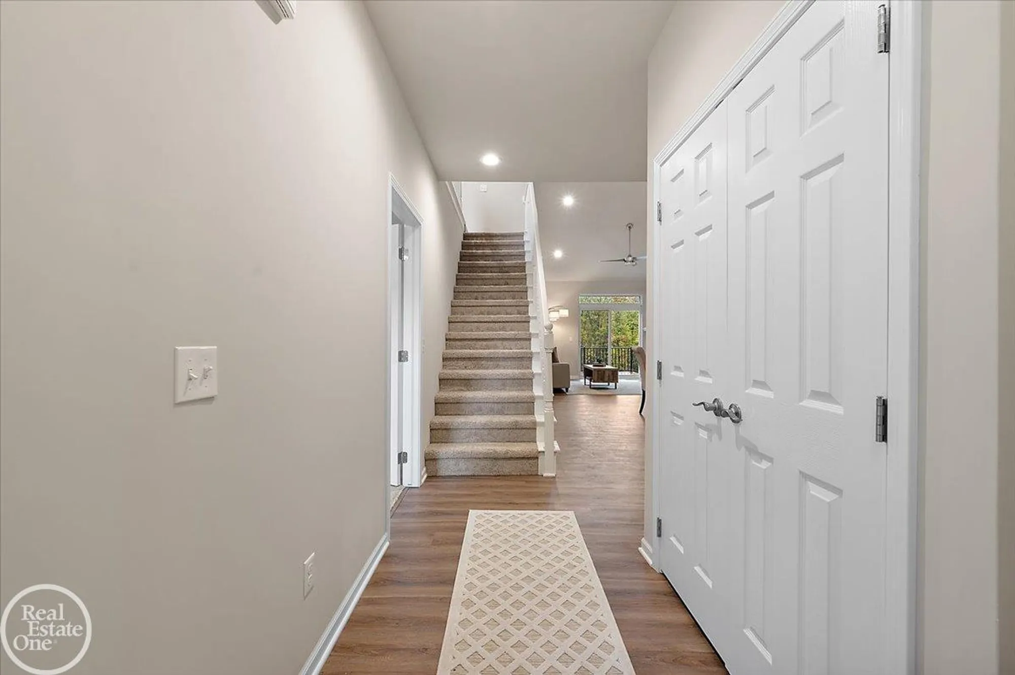 Property Slideshow image 12 of 59 | 3095 bridgewater rd, Auburn Hills, MI, 48326