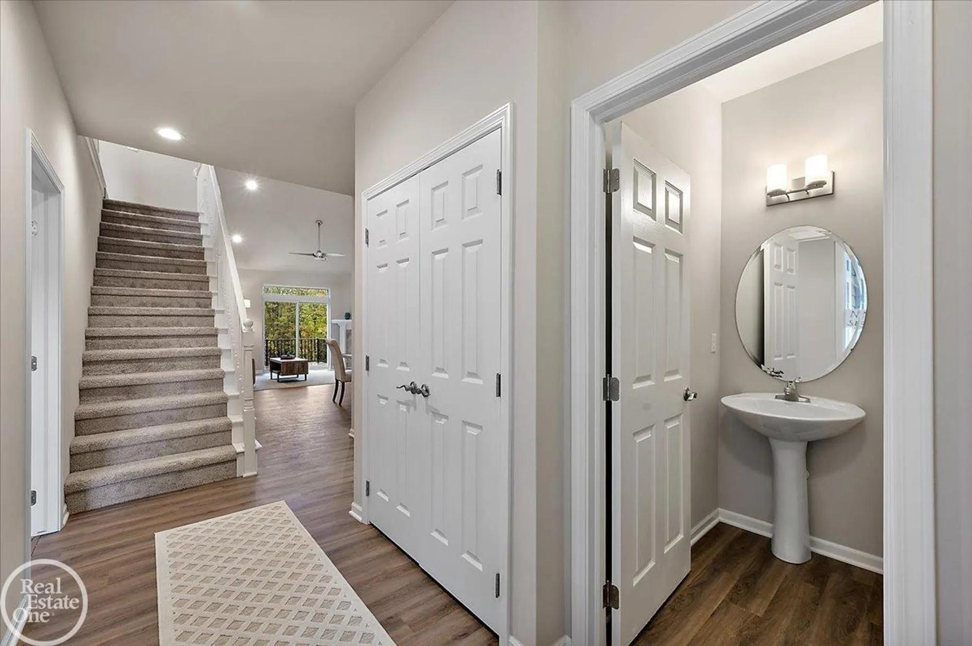 Property Slideshow image 13 of 59 | 3095 bridgewater rd, Auburn Hills, MI, 48326