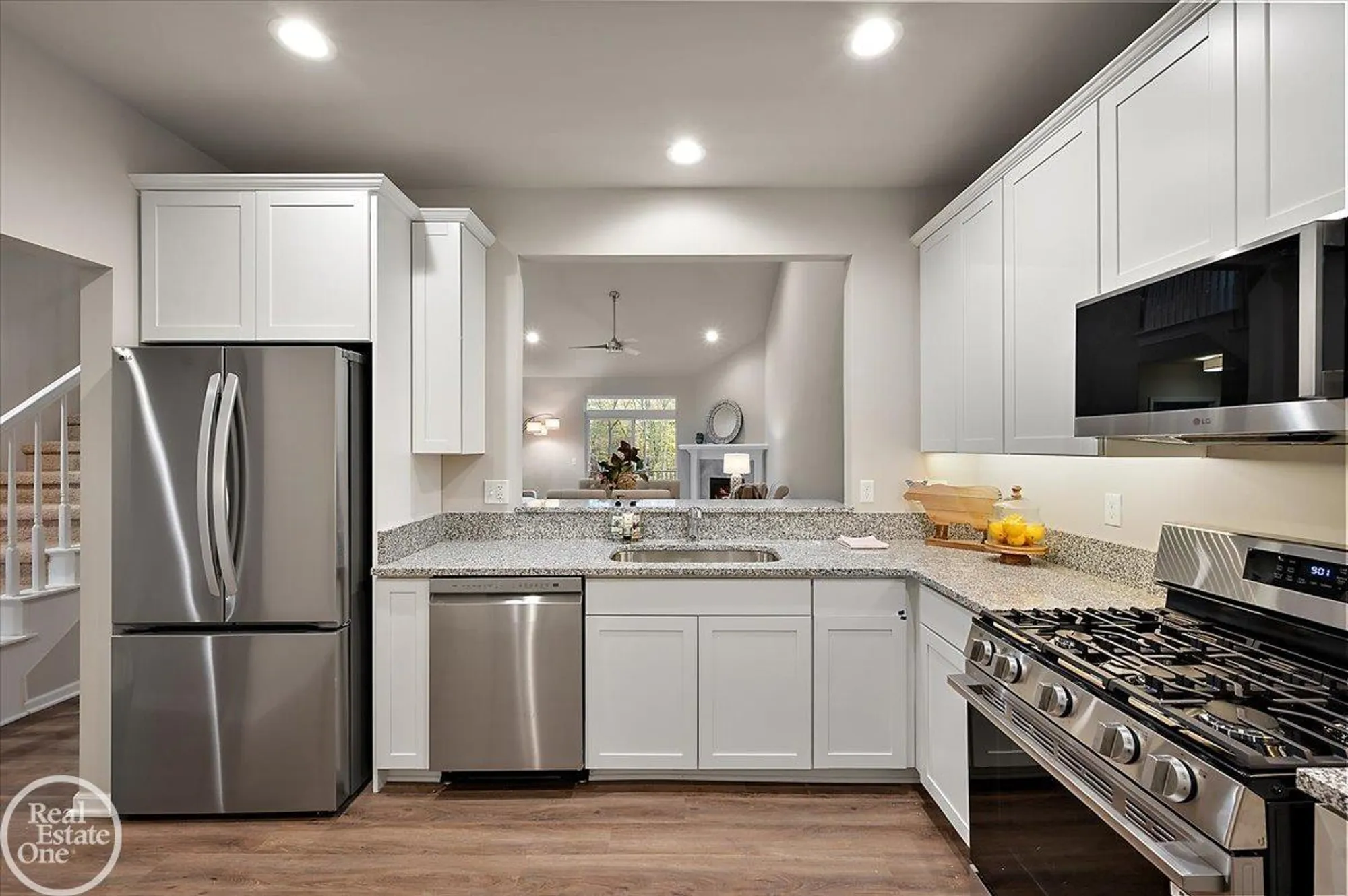 Property Slideshow image 21 of 59 | 3095 bridgewater rd, Auburn Hills, MI, 48326