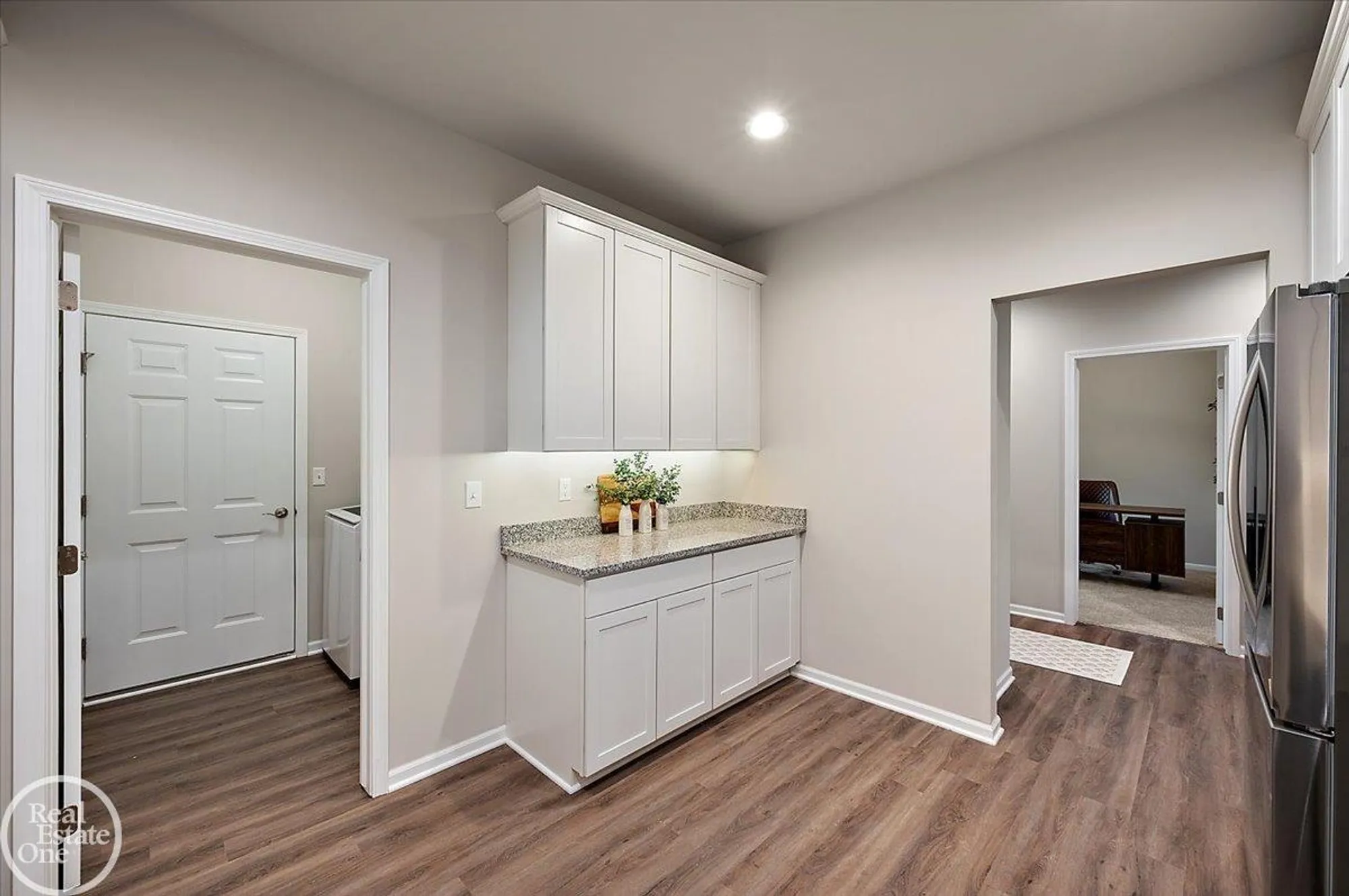 Property Slideshow image 22 of 59 | 3095 bridgewater rd, Auburn Hills, MI, 48326